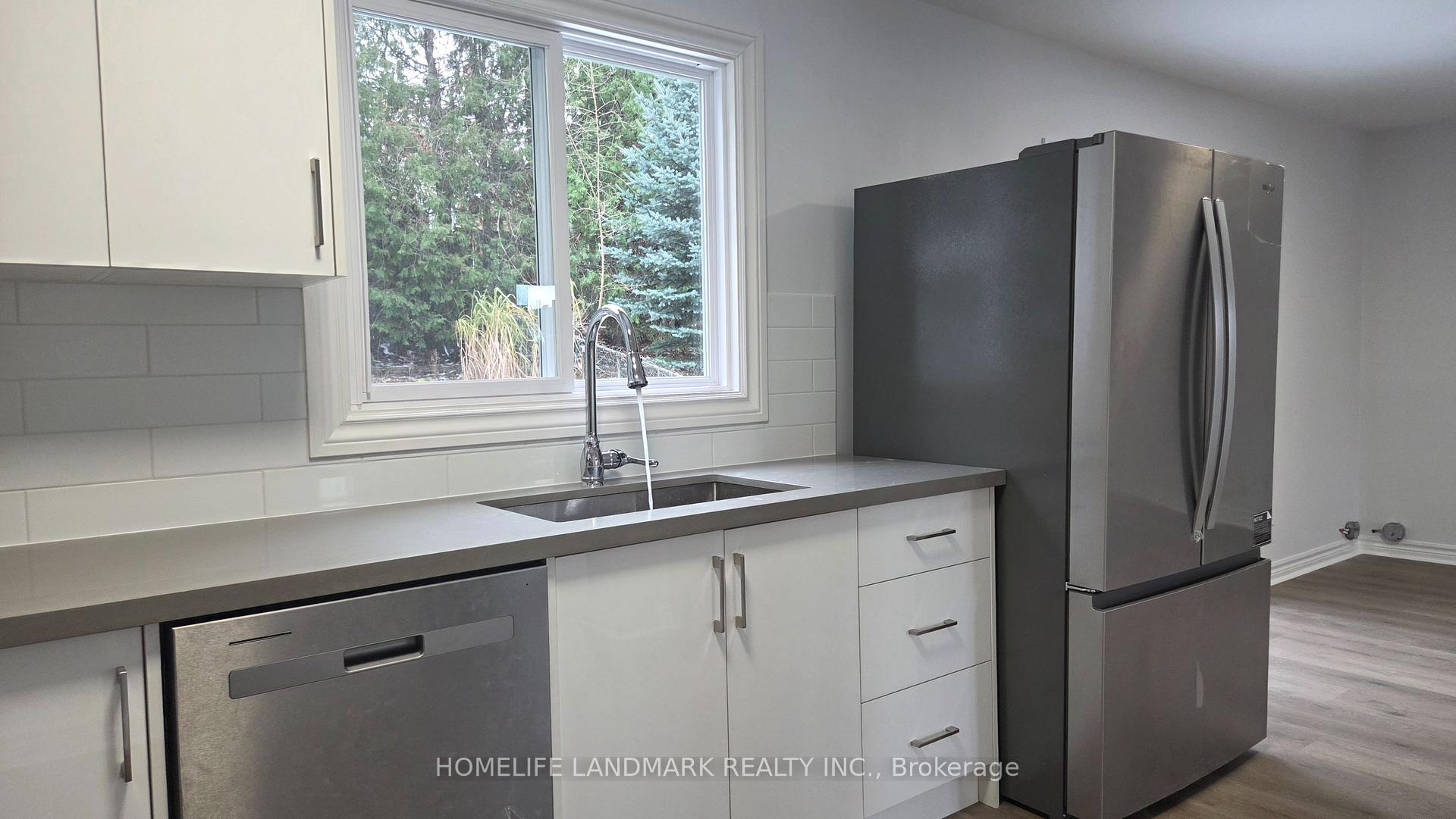 Photo 4 of 37 Annamaria Drive, Georgina, Keswick North — HOMEH