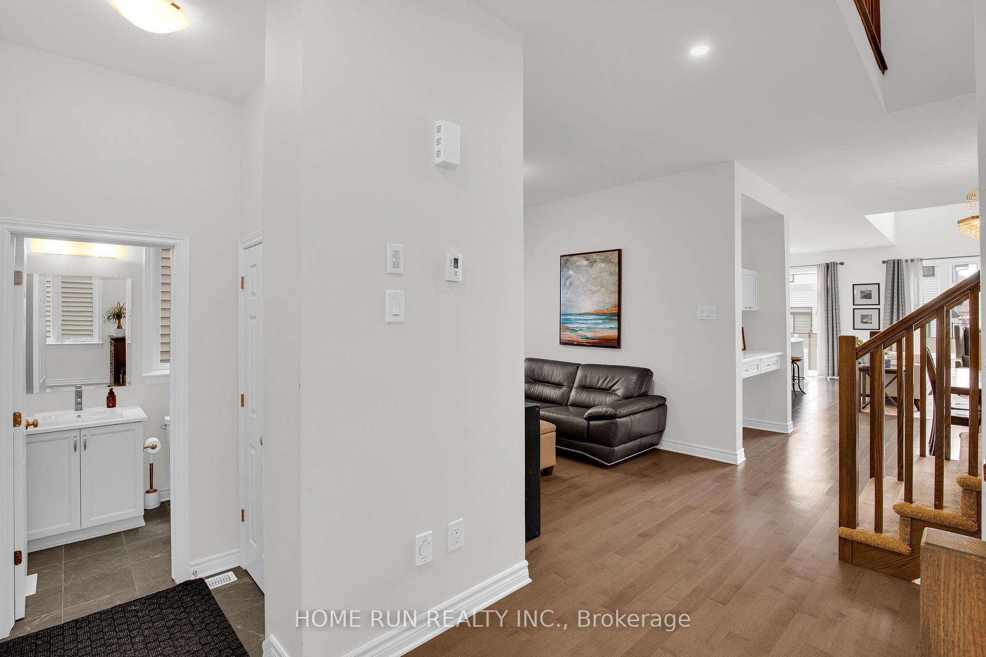 Photo 7 of 49 Whooping Crane Ridge, Ottawa, Riverside South/Gloucester Glen — HOMEH