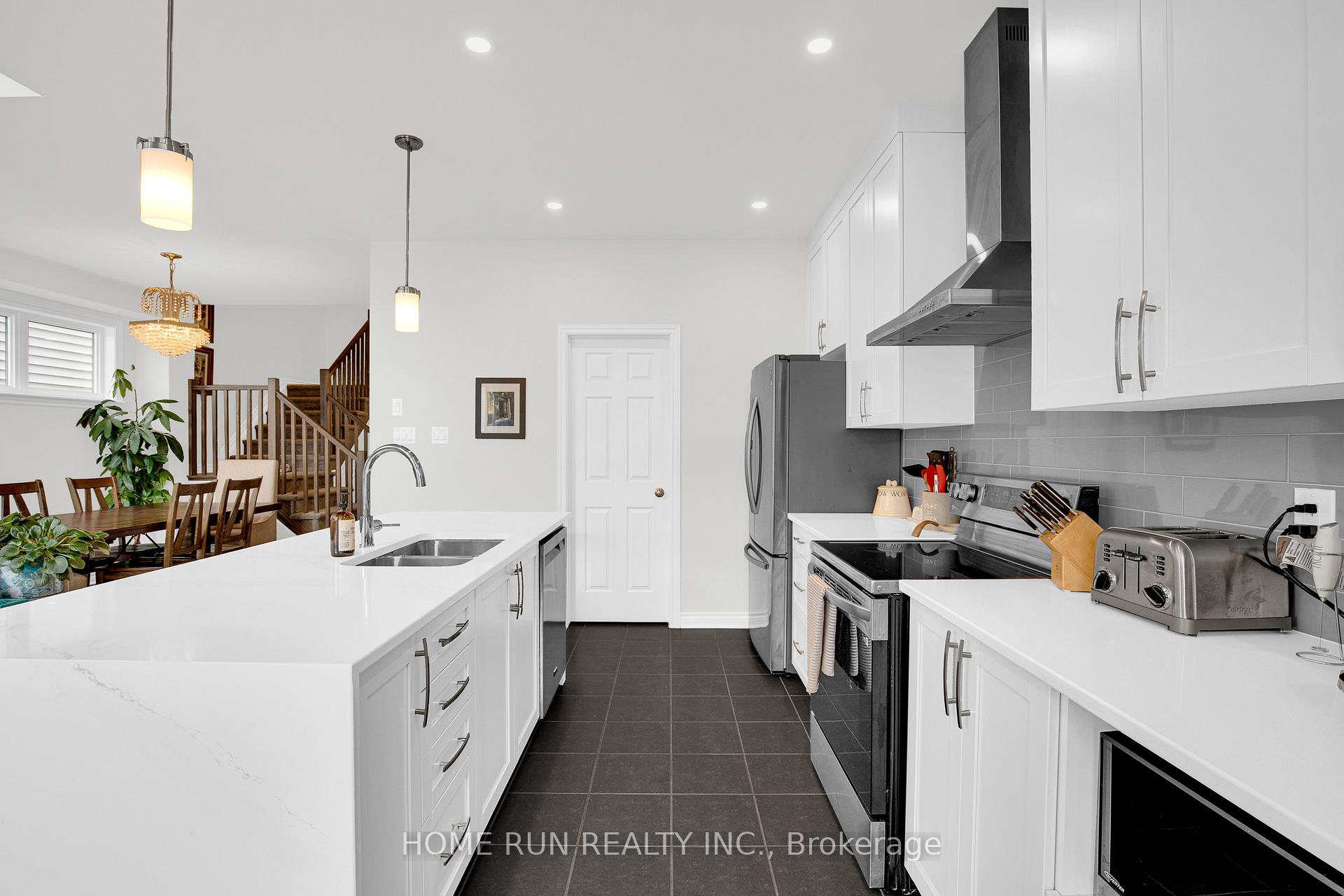 Photo 20 of 49 Whooping Crane Ridge, Ottawa, Riverside South/Gloucester Glen — HOMEH