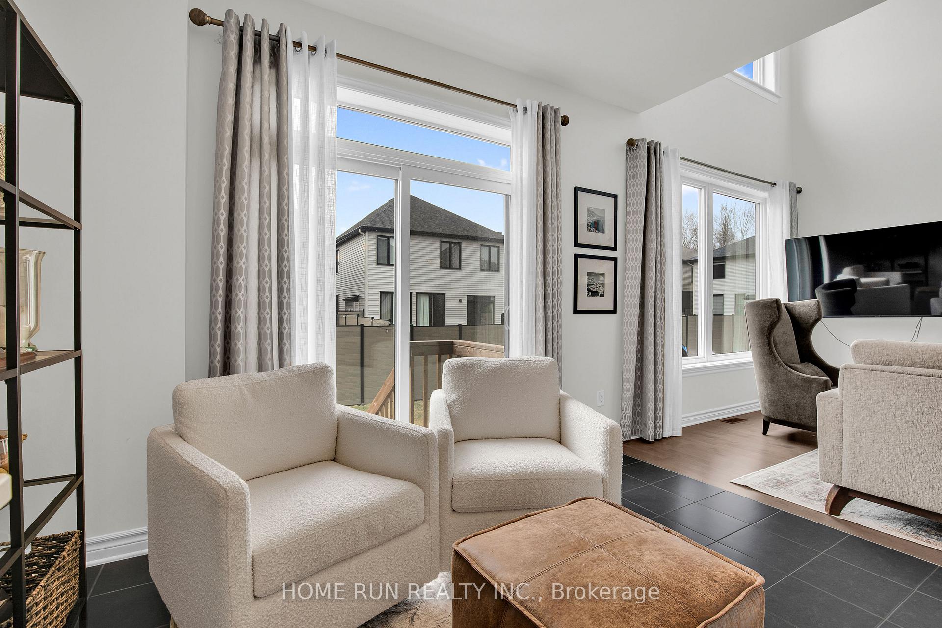 Photo 26 of 49 Whooping Crane Ridge, Ottawa, Riverside South/Gloucester Glen — HOMEH
