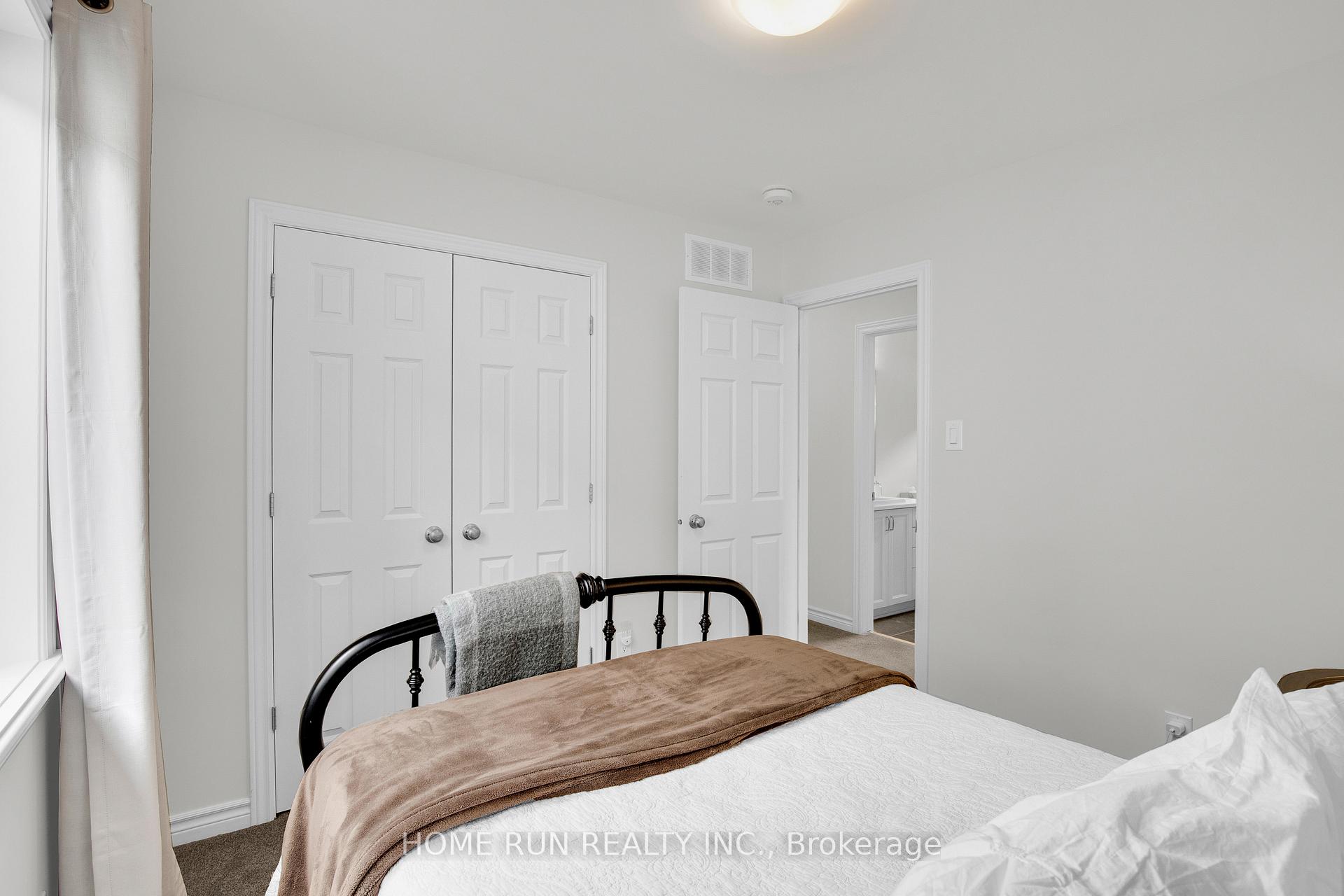 Photo 40 of 49 Whooping Crane Ridge, Ottawa, Riverside South/Gloucester Glen — HOMEH