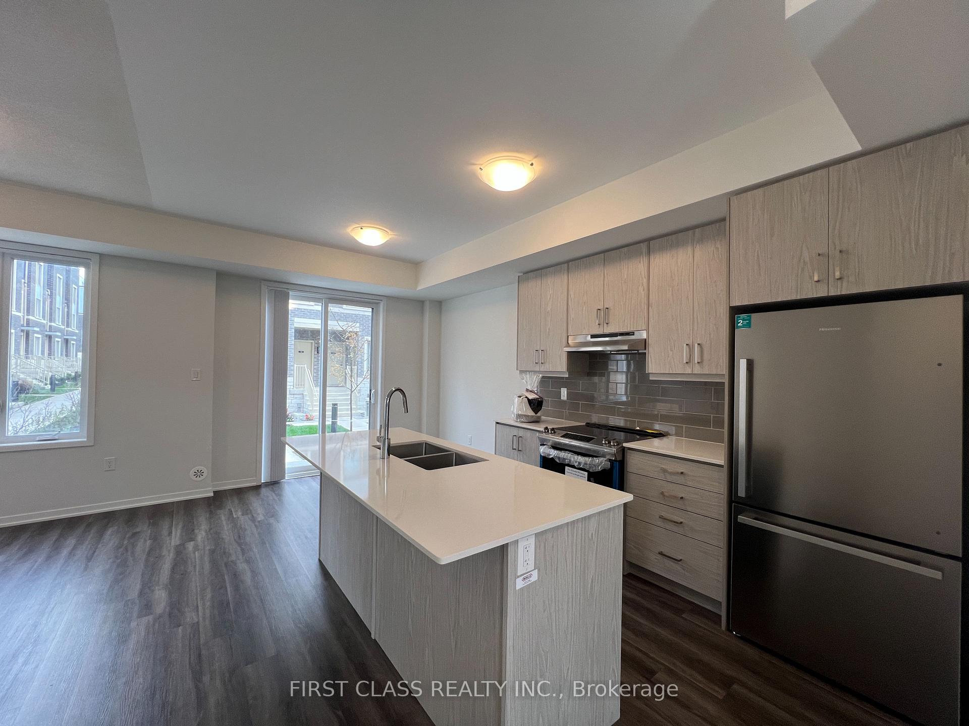 Photo 4 of Unit TH333, 27 Mable Smith Way, Vaughan, Vaughan Corporate Centre — HOMEH