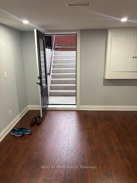 Photo 2 of 10 Mcconachie # BSMT Crescent, Caledon, Rural Caledon — HOMEH