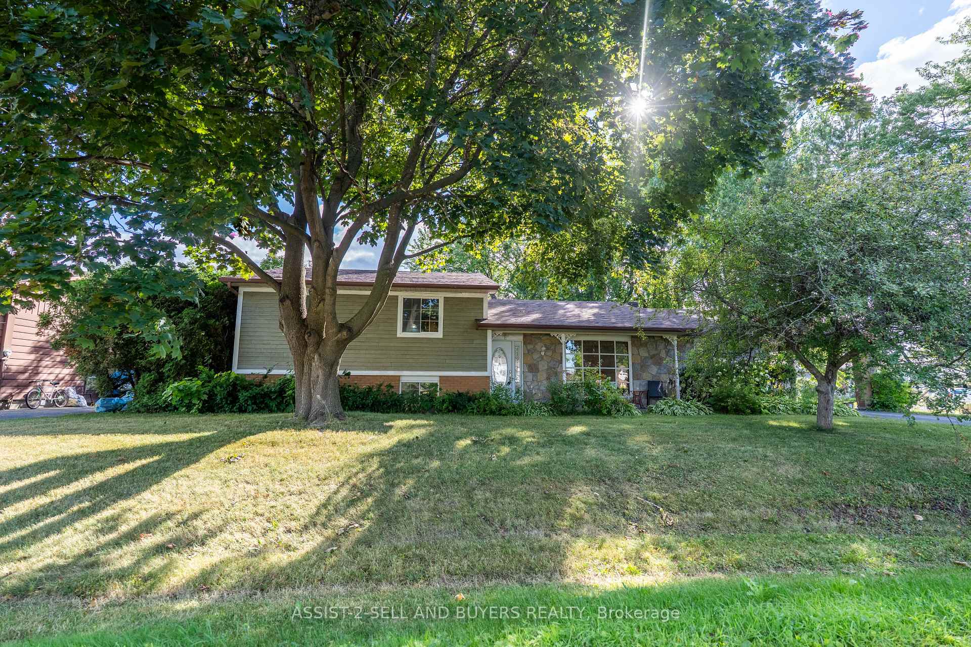 Photo 1 of 3230 Cadeb Avenue, Cornwall — HOMEH