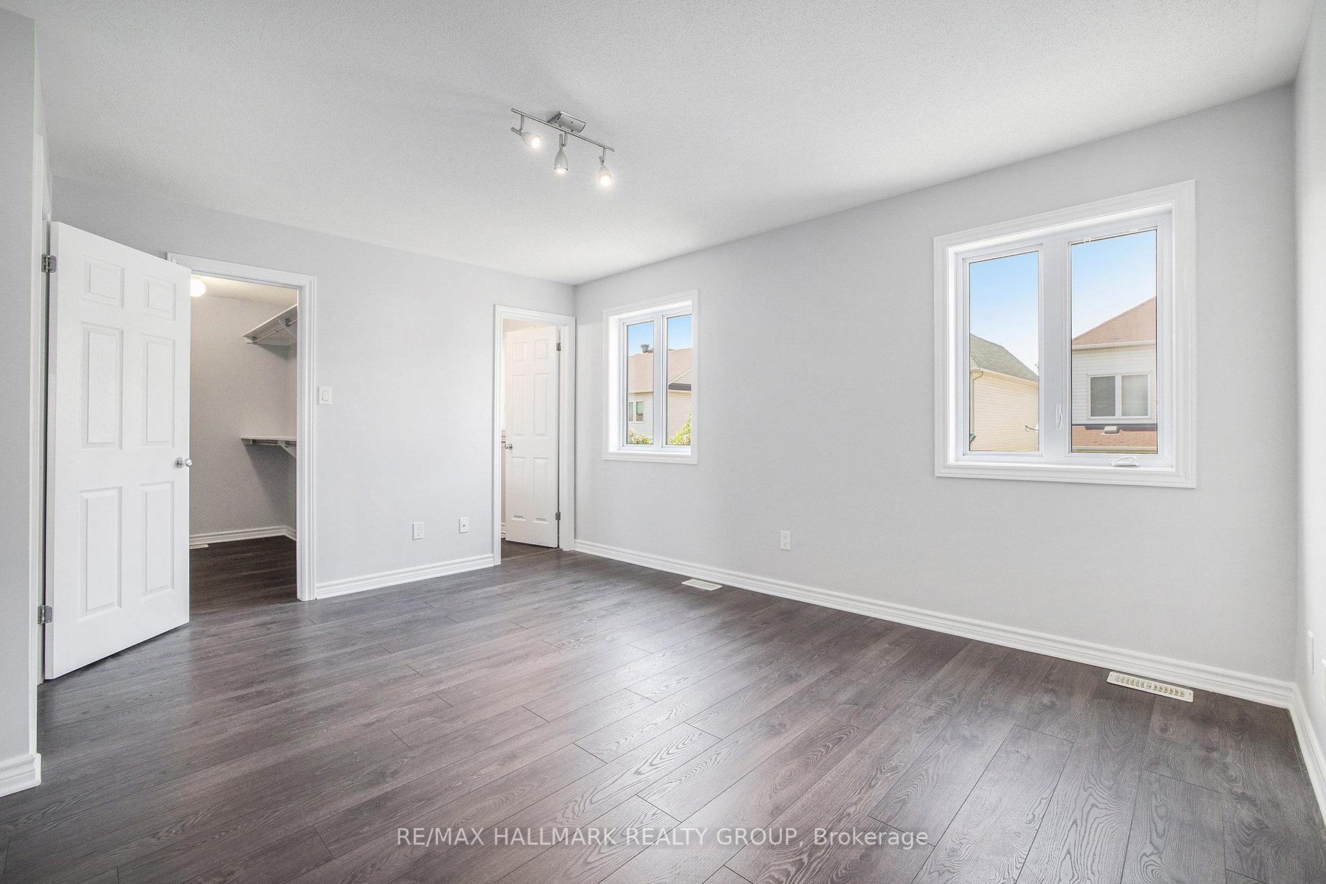 Photo 18 of 548 Paul Metivier Drive, Ottawa, Barrhaven - Strandherd — HOMEH