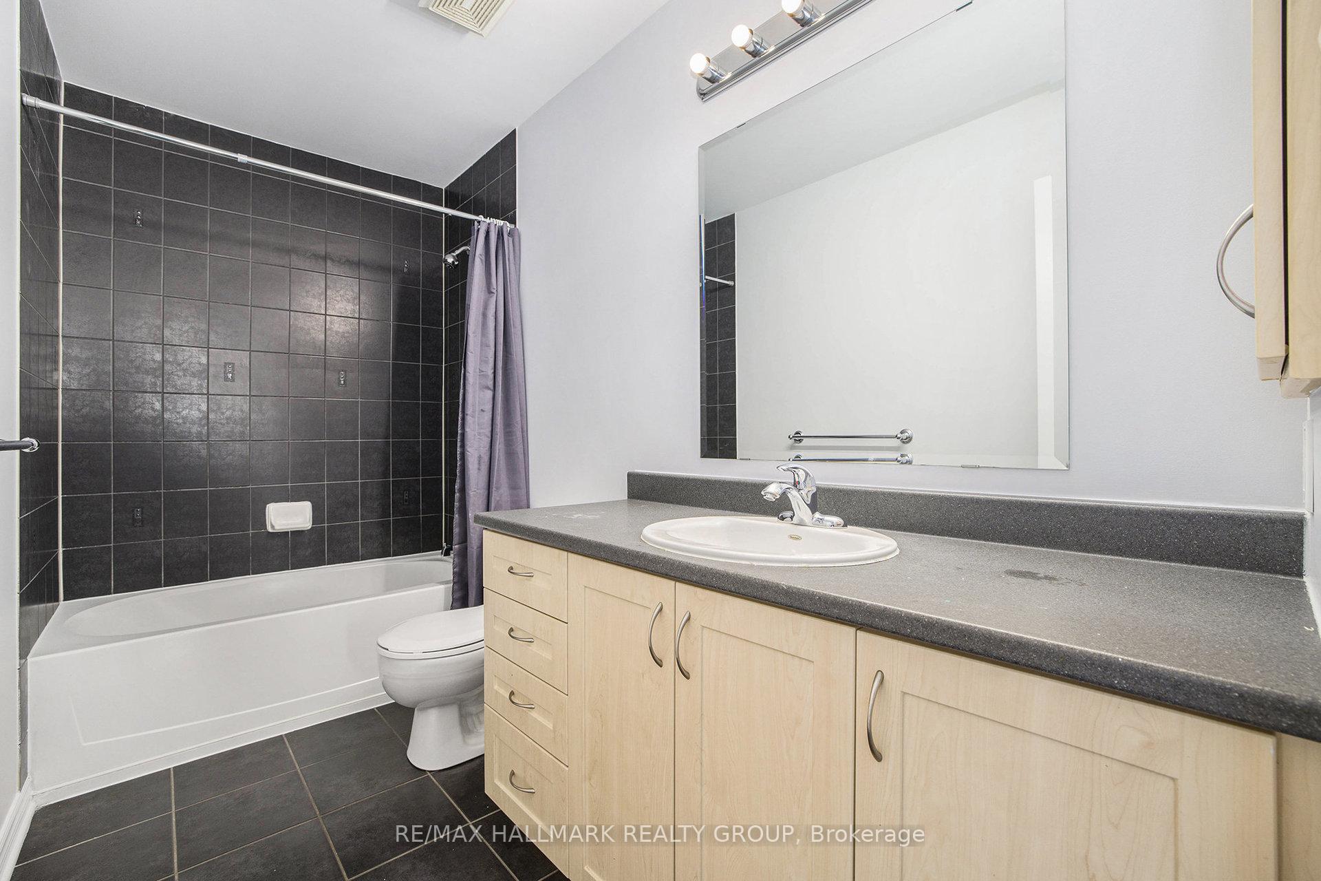 Photo 19 of 548 Paul Metivier Drive, Ottawa, Barrhaven - Strandherd — HOMEH