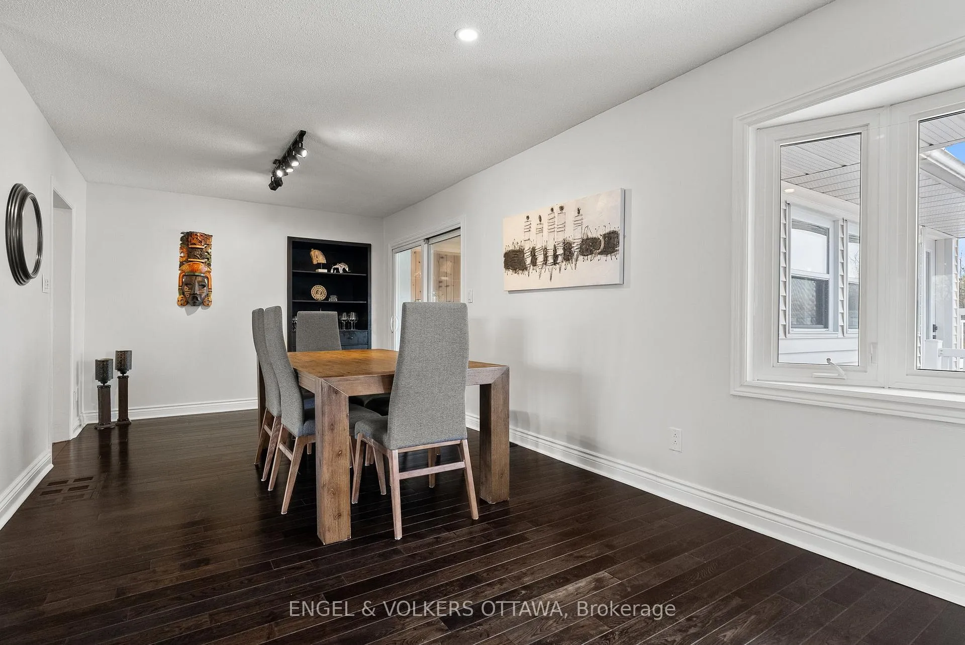 Photo 11 of 4624 Albion Road, Ottawa, Riverside South — HOMEH