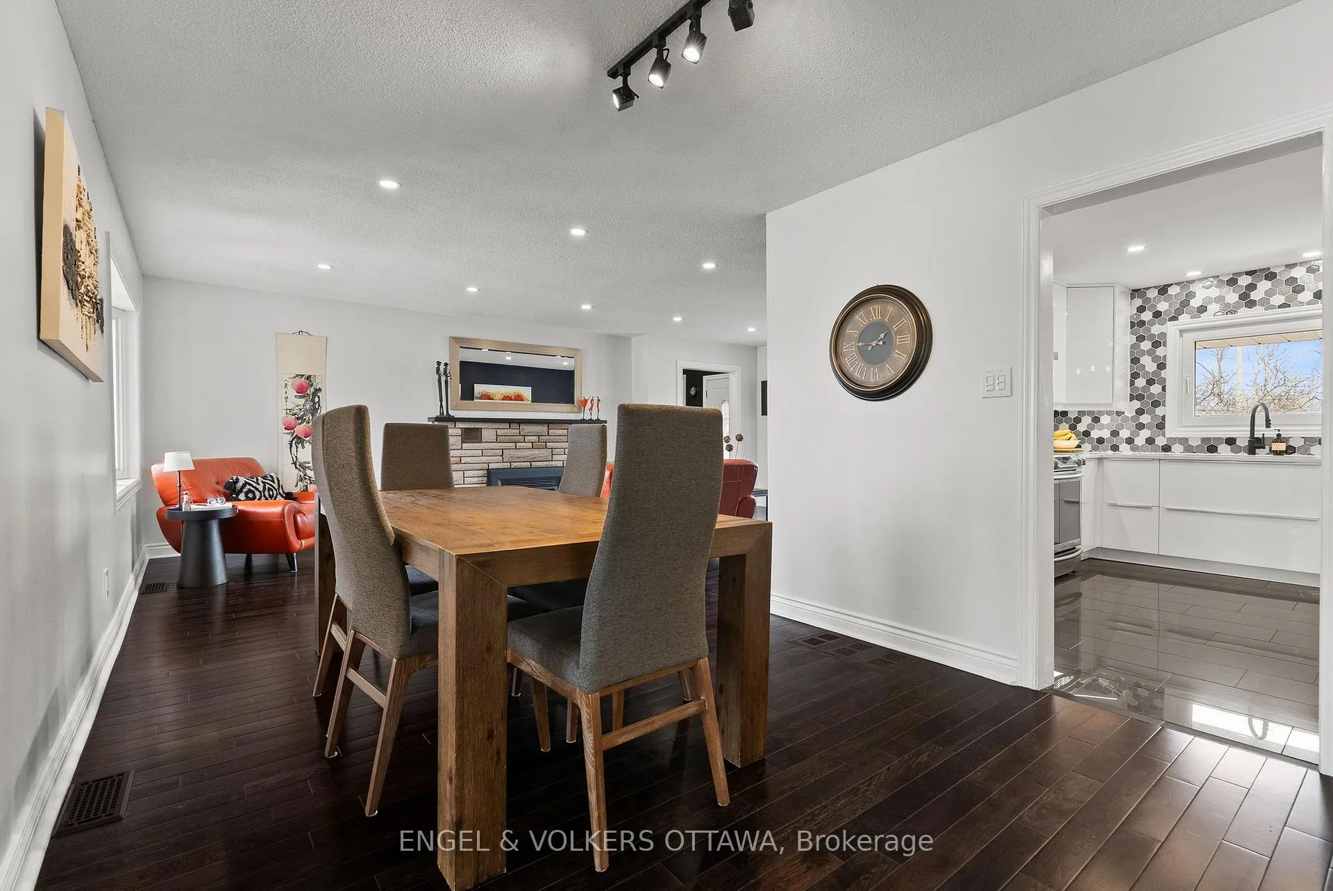 Photo 13 of 4624 Albion Road, Ottawa, Riverside South — HOMEH