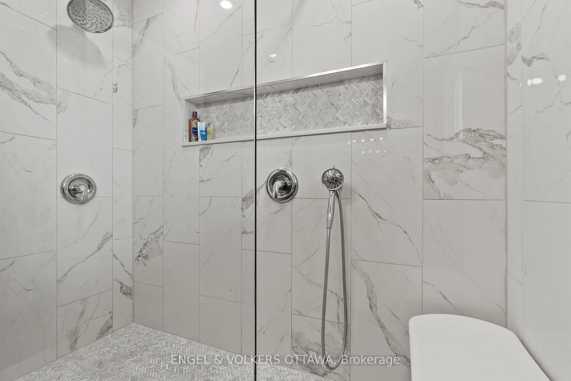 Photo 35 of 4624 Albion Road, Ottawa, Riverside South — HOMEH