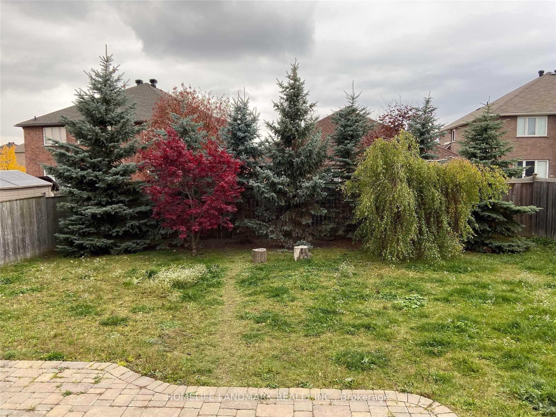 Photo 2 of 70 Prince William Way, Barrie, Innis-Shore — HOMEH