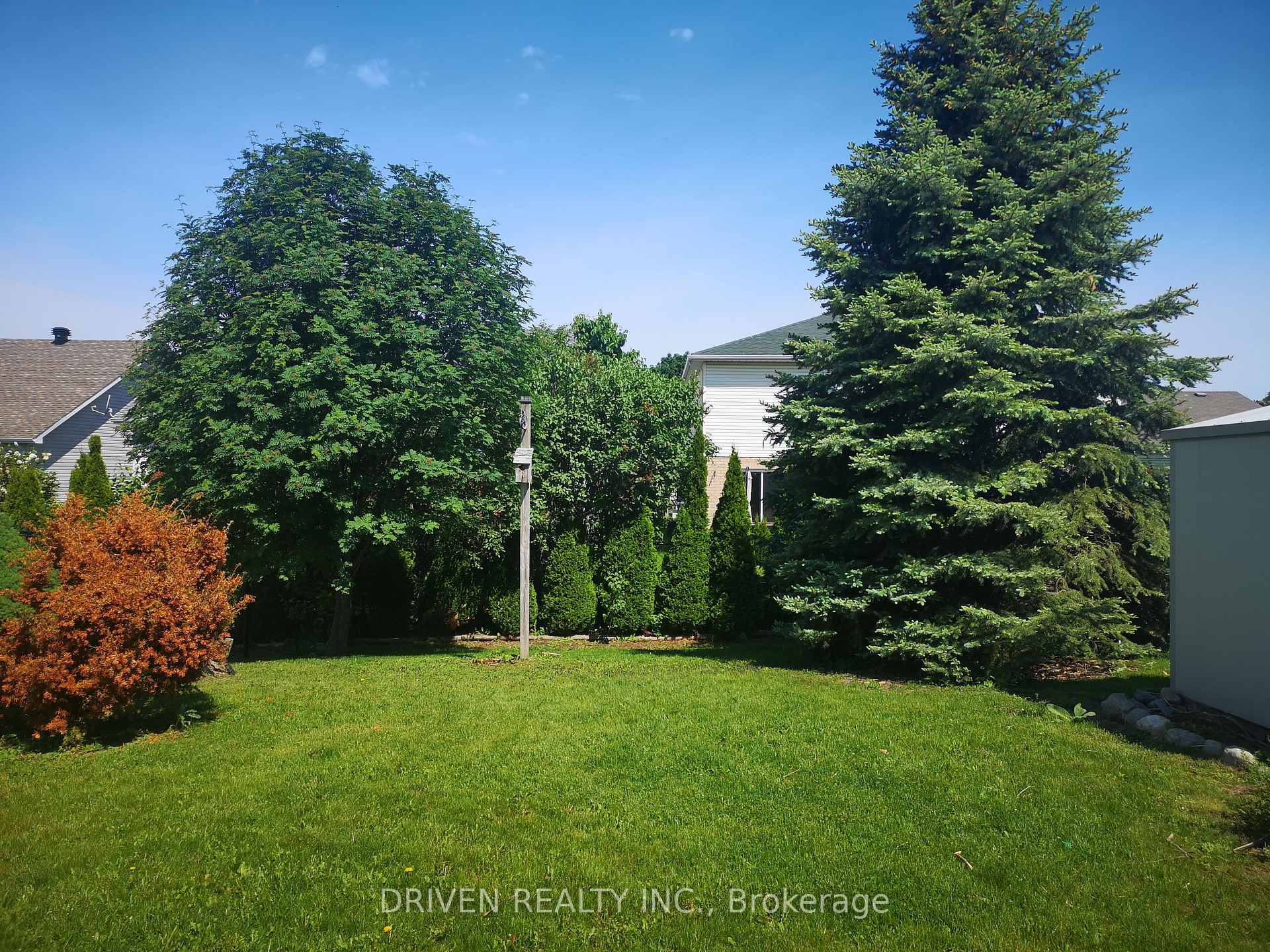 Photo 16 of 234 Hemlock Crescent, Cornwall — HOMEH