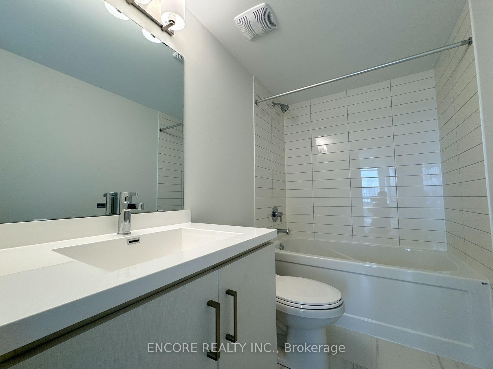 Photo 15 of Unit 339, 100 Honeycrisp Crescent, Vaughan, Vaughan Corporate Centre — HOMEH