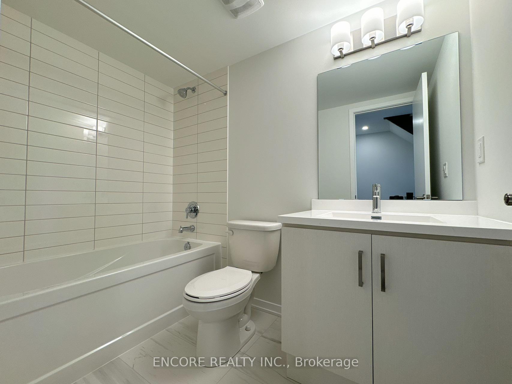 Photo 19 of Unit 339, 100 Honeycrisp Crescent, Vaughan, Vaughan Corporate Centre — HOMEH