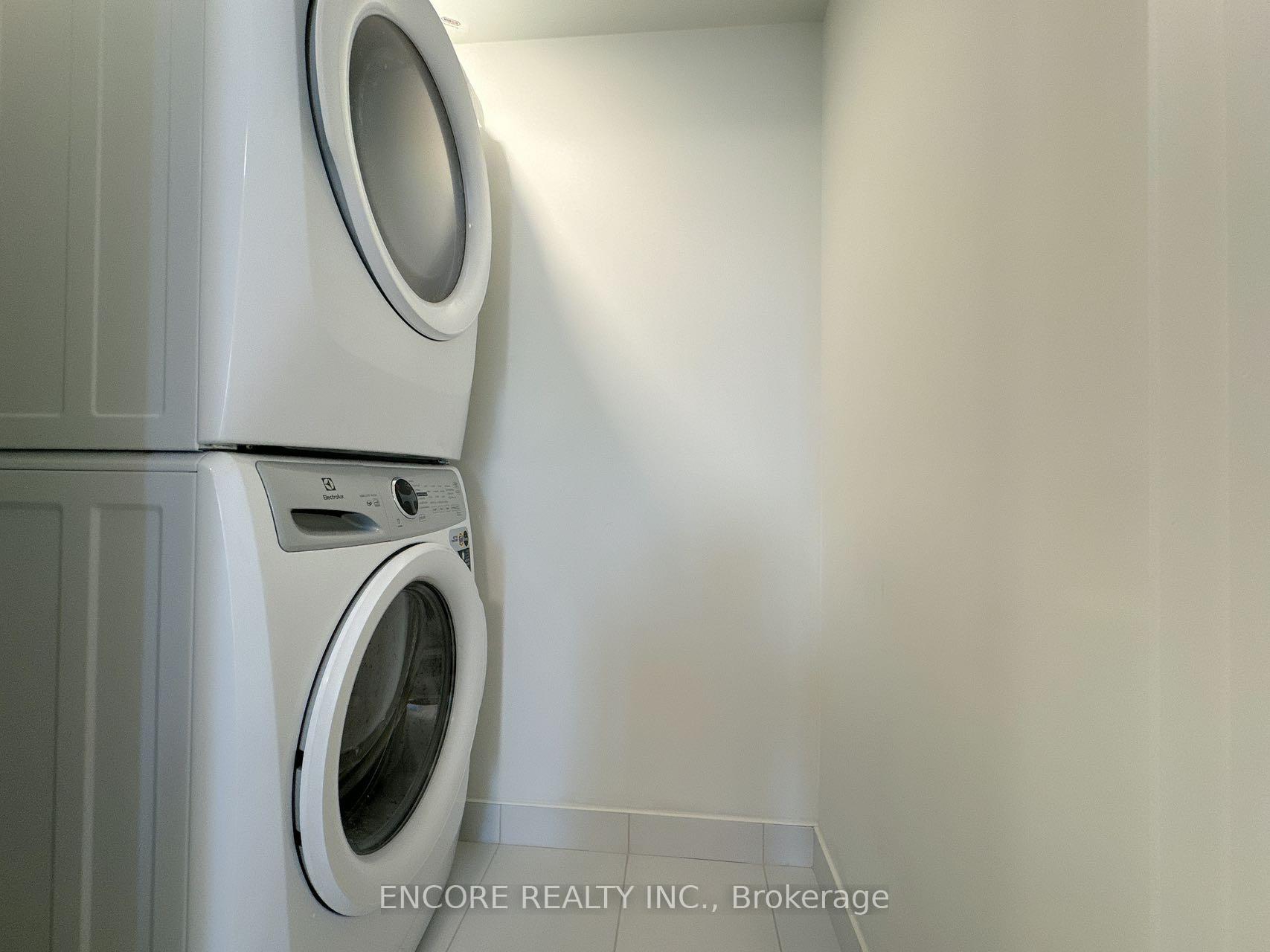 Photo 20 of Unit 339, 100 Honeycrisp Crescent, Vaughan, Vaughan Corporate Centre — HOMEH