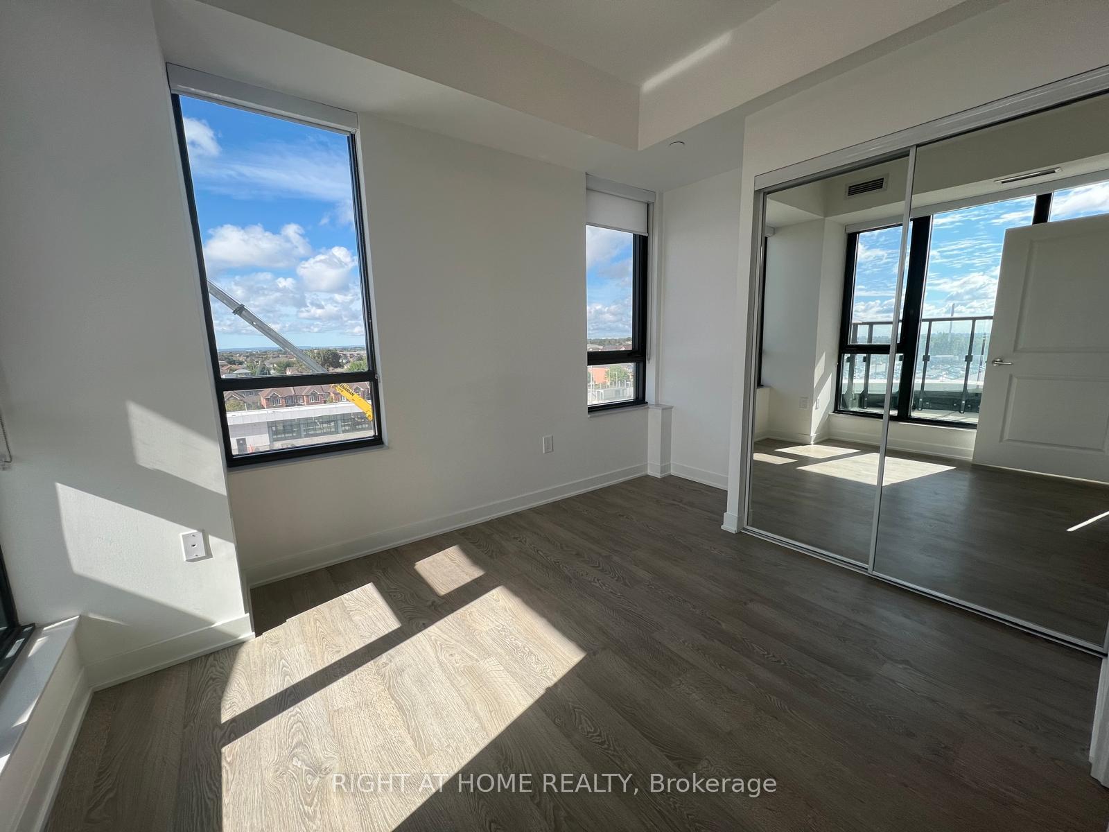 Photo 12 of Unit 204, 120 Eagle Rock Way, Vaughan, Rural Vaughan — HOMEH