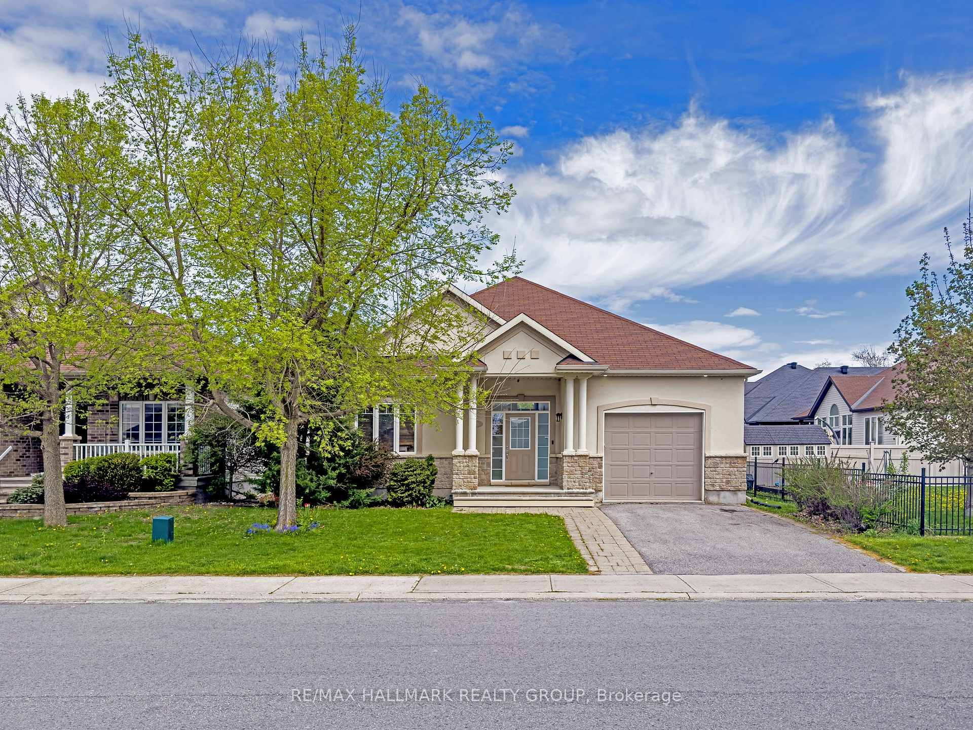 Photo 3 of 130 Stonewater Bay, Carleton Place — HOMEH