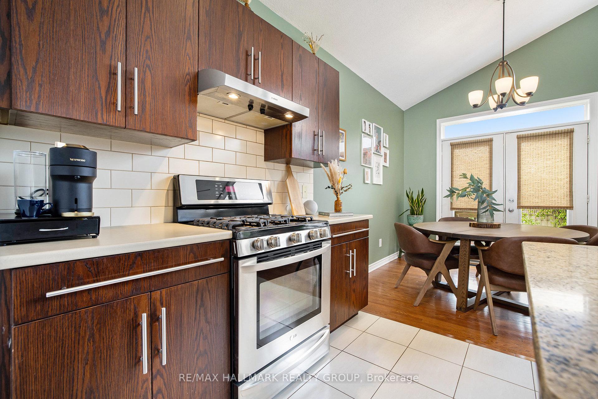 Photo 11 of 130 Stonewater Bay, Carleton Place — HOMEH