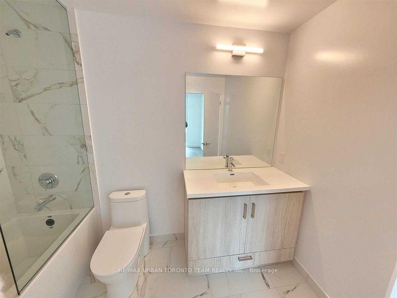 Photo 10 of Unit 718, 10 Honeycrisp Crescent, Vaughan, Vaughan Corporate Centre — HOMEH