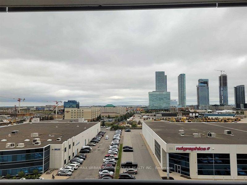 Photo 11 of Unit 718, 10 Honeycrisp Crescent, Vaughan, Vaughan Corporate Centre — HOMEH