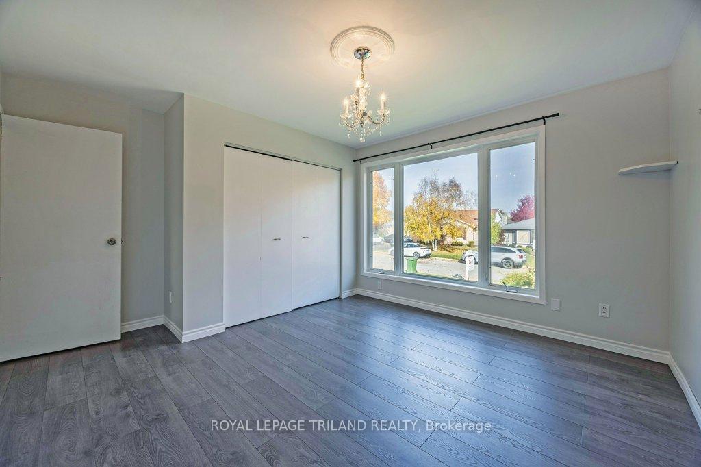 Photo 14 of 6 Erinlea Drive, St. Thomas — HOMEH
