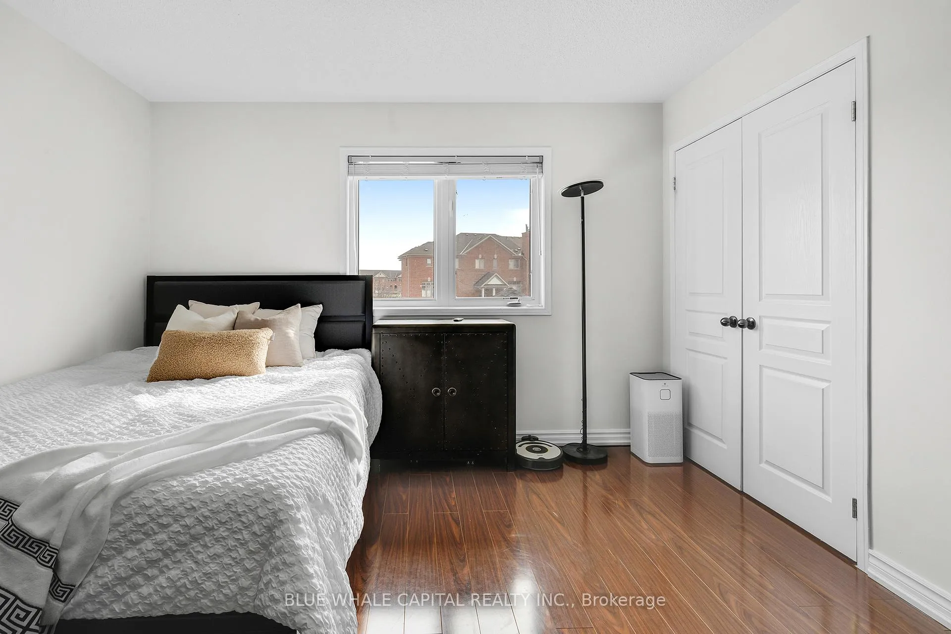 Photo 18 of 35 Rainbow Valley Crescent, Markham, Greensborough — HOMEH