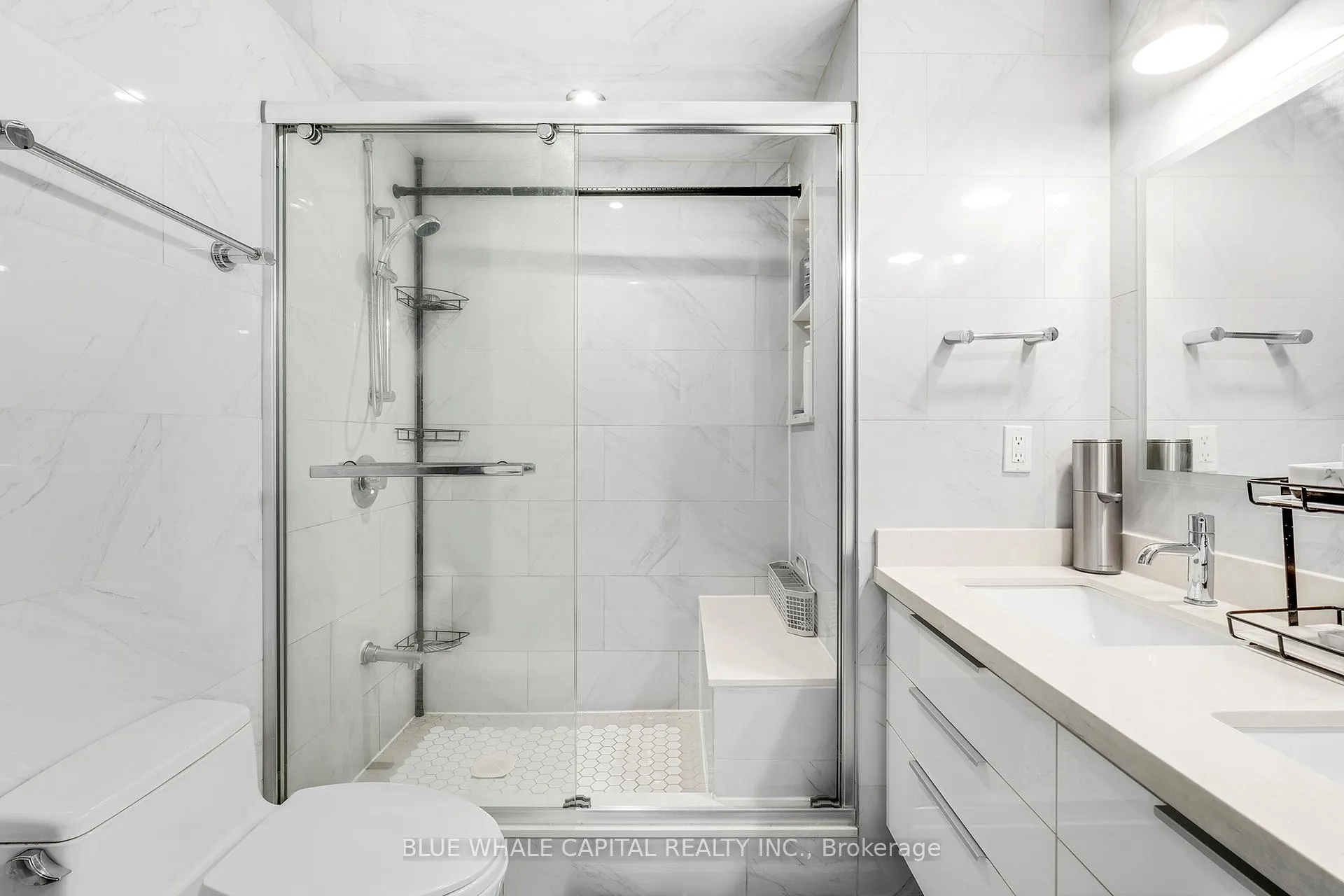 Photo 19 of 35 Rainbow Valley Crescent, Markham, Greensborough — HOMEH