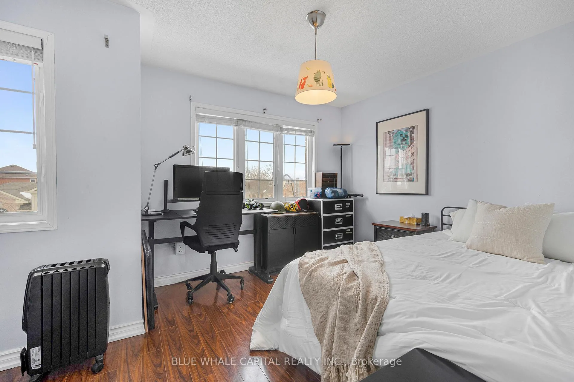 Photo 21 of 35 Rainbow Valley Crescent, Markham, Greensborough — HOMEH