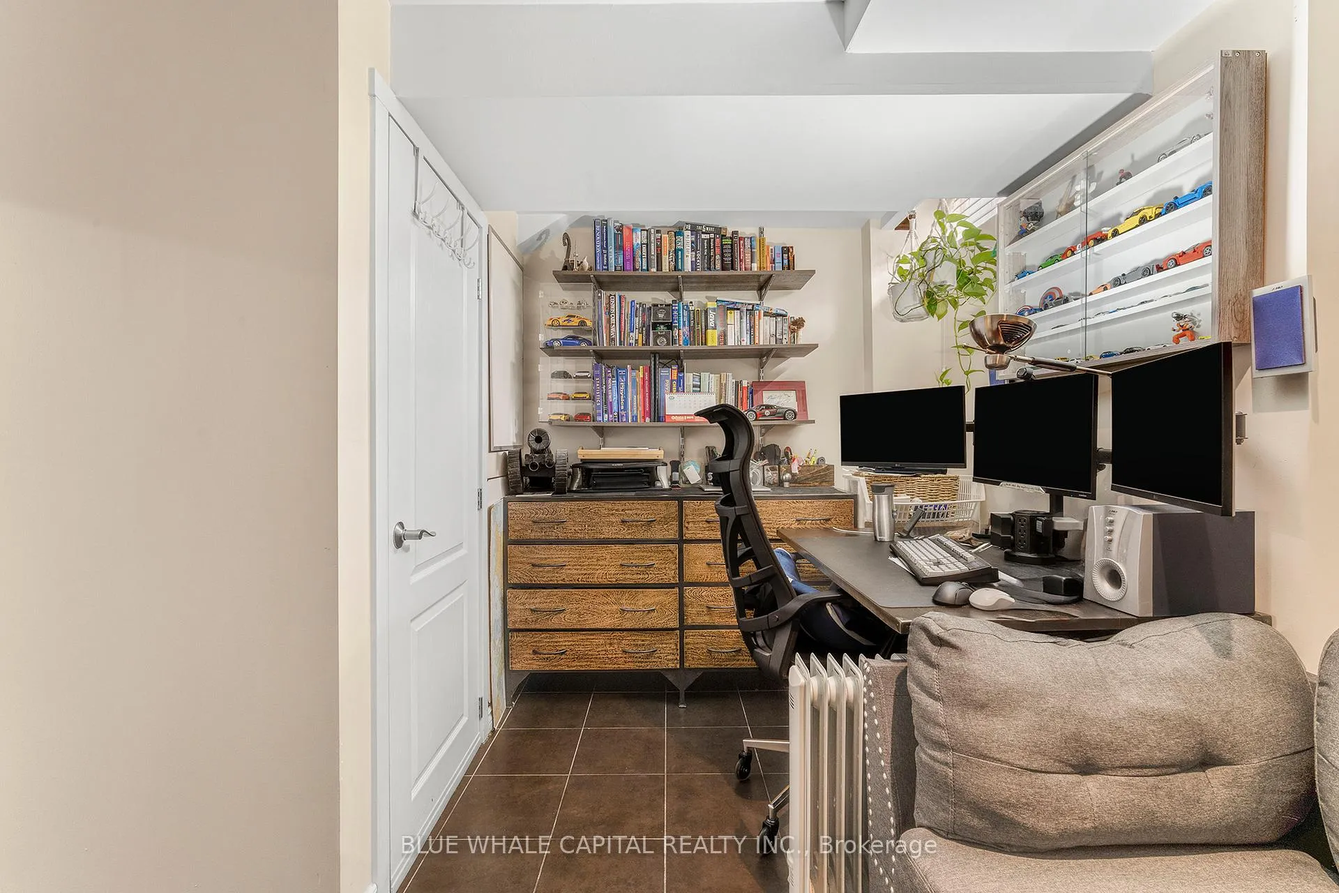 Photo 33 of 35 Rainbow Valley Crescent, Markham, Greensborough — HOMEH
