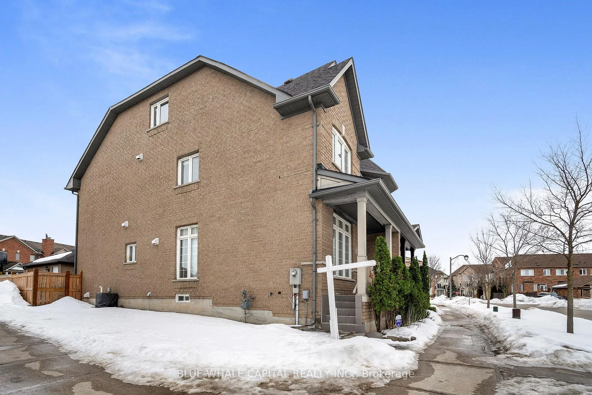 Photo 41 of 35 Rainbow Valley Crescent, Markham, Greensborough — HOMEH
