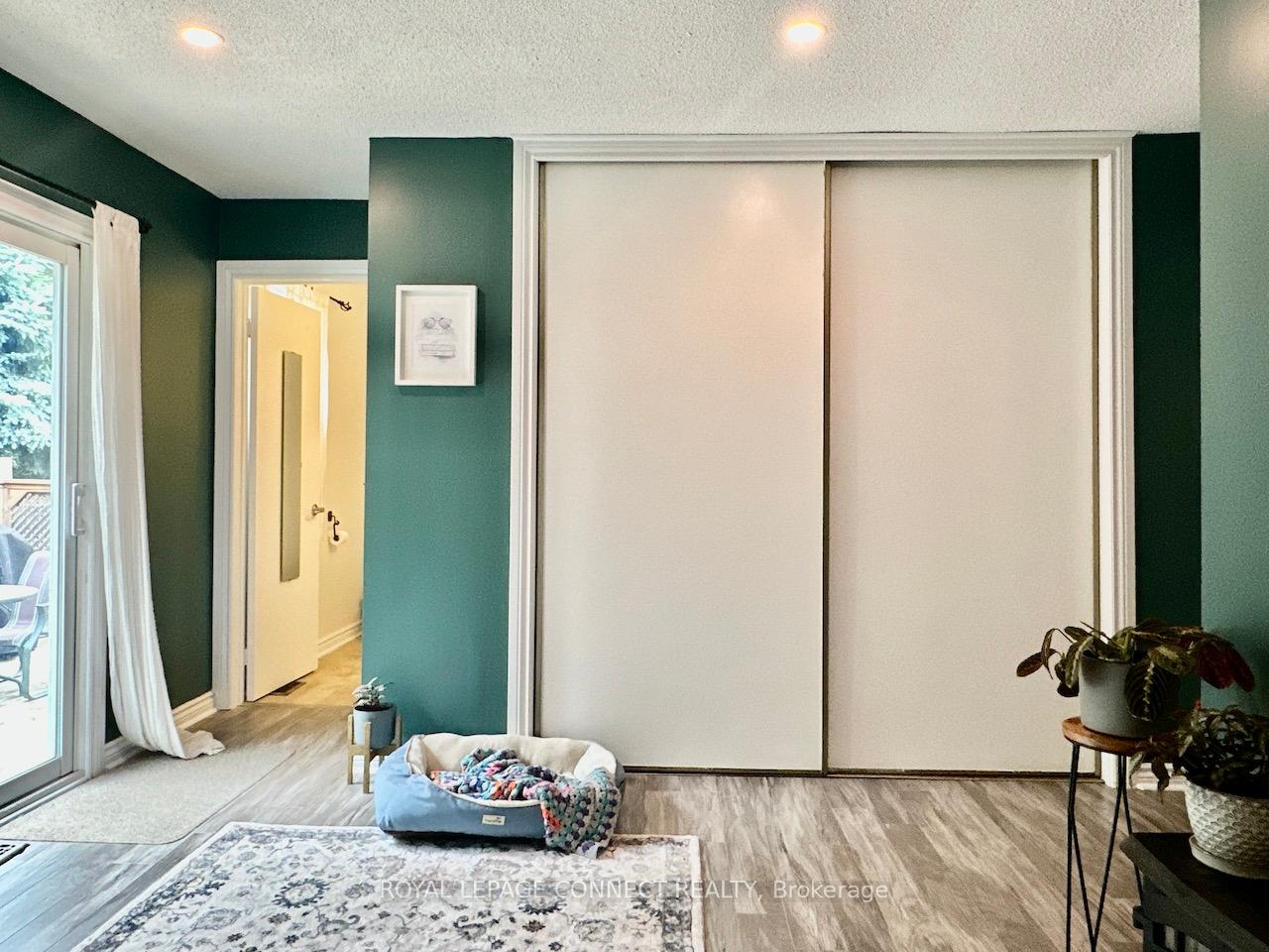 Photo 14 of Unit Main, 16 Lockhart Gate, Clarington, Bowmanville — HOMEH