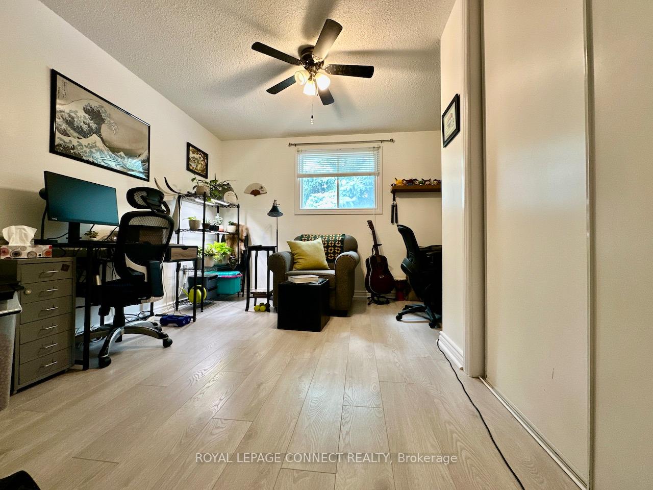 Photo 17 of Unit Main, 16 Lockhart Gate, Clarington, Bowmanville — HOMEH