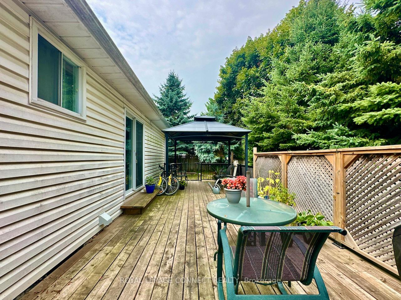 Photo 26 of Unit Main, 16 Lockhart Gate, Clarington, Bowmanville — HOMEH