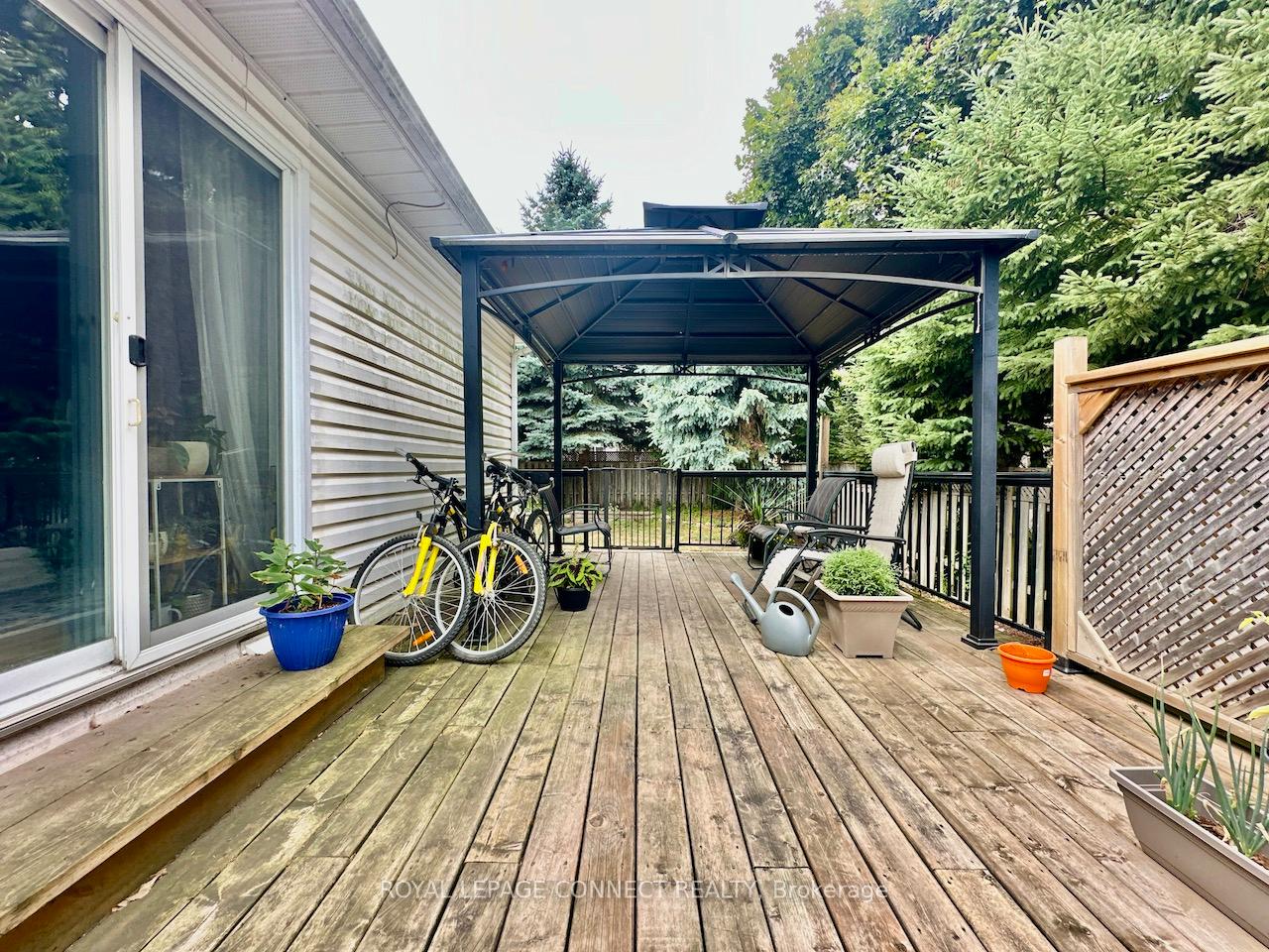 Photo 35 of Unit Main, 16 Lockhart Gate, Clarington, Bowmanville — HOMEH