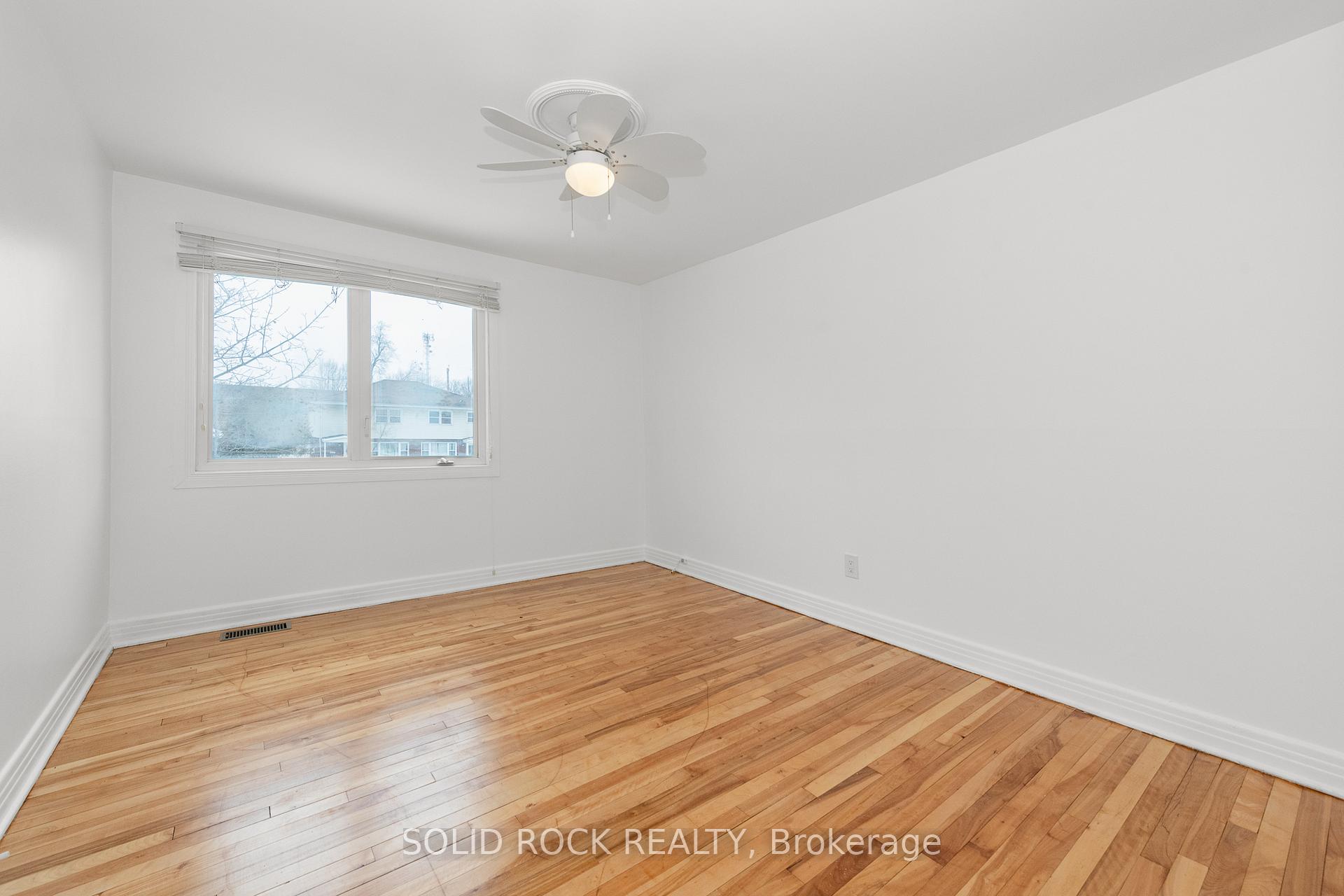 Photo 15 of 904 Smyth Road, Ottawa, Elmvale Acres/Urbandale — HOMEH