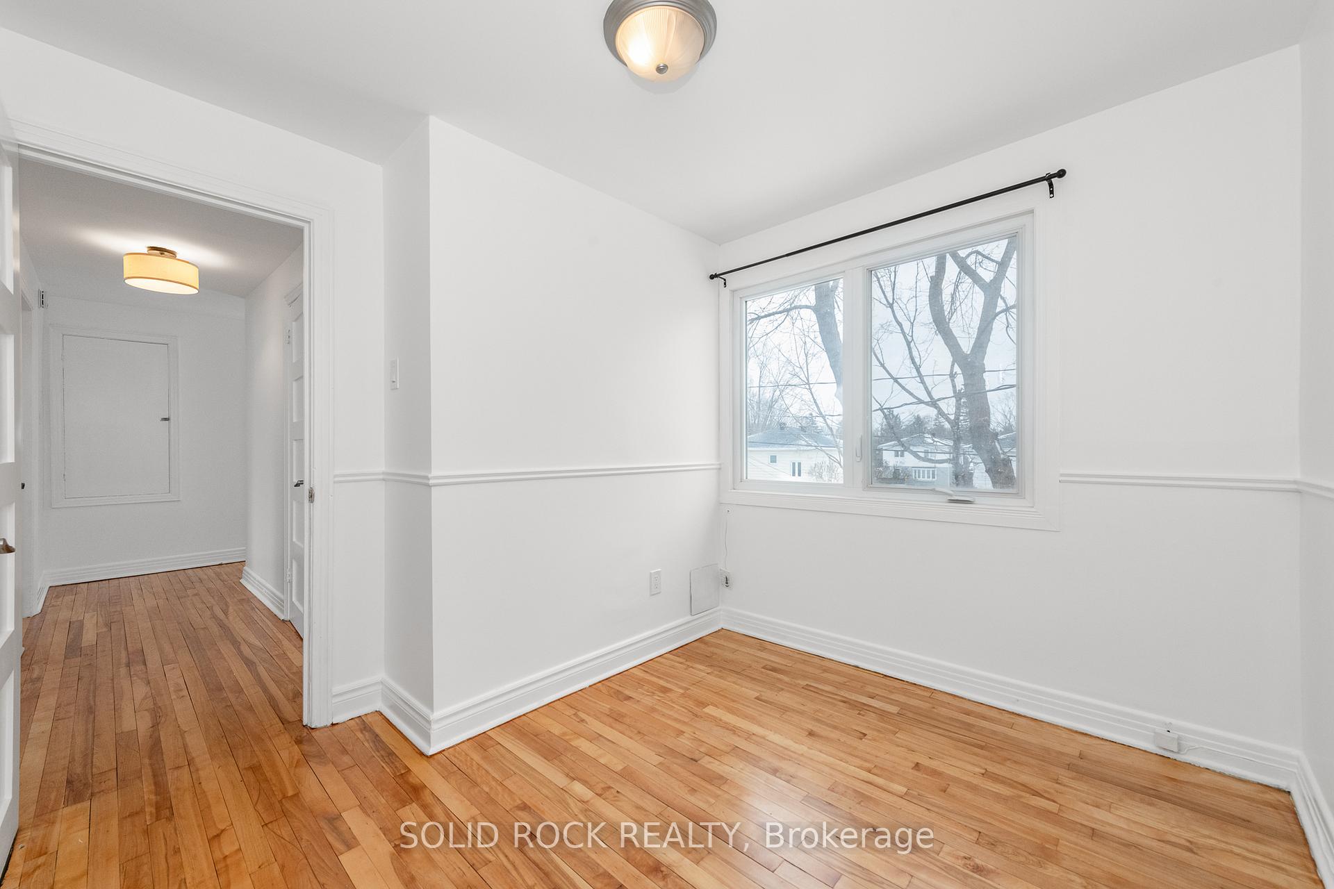 Photo 20 of 904 Smyth Road, Ottawa, Elmvale Acres/Urbandale — HOMEH