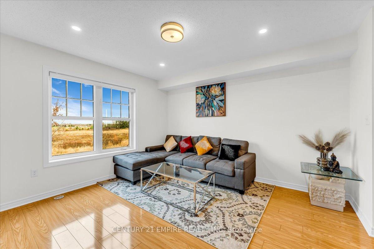 Photo 13 of 34 Battalion Road, Brampton, Northwest Brampton — HOMEH