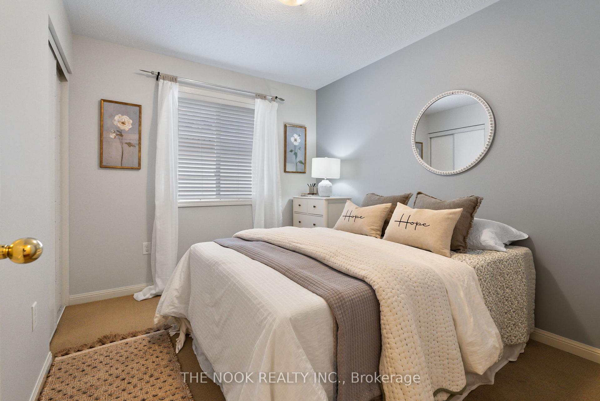 Photo 21 of 35 Personna Circle, Brampton, Credit Valley — HOMEH