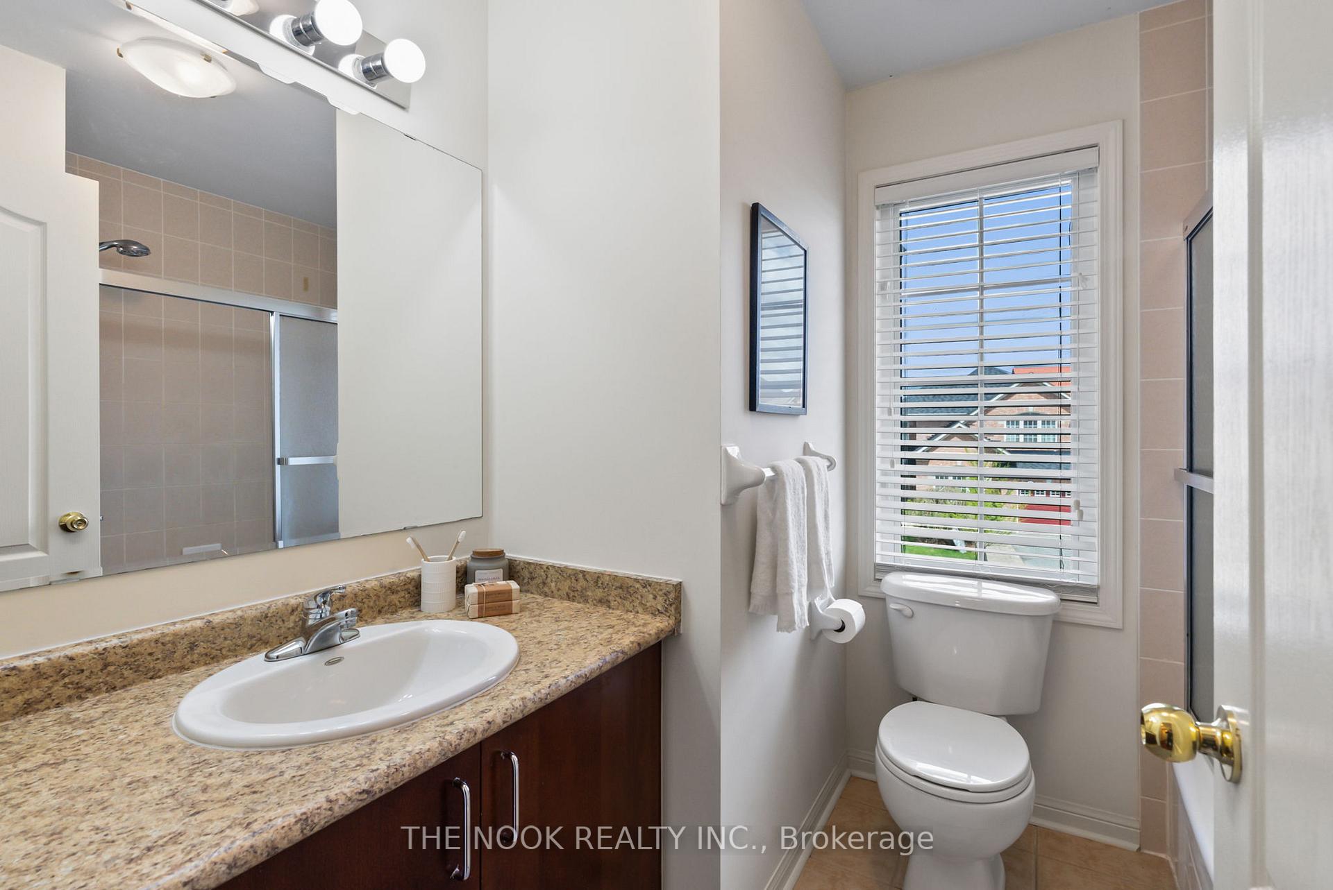 Photo 22 of 35 Personna Circle, Brampton, Credit Valley — HOMEH