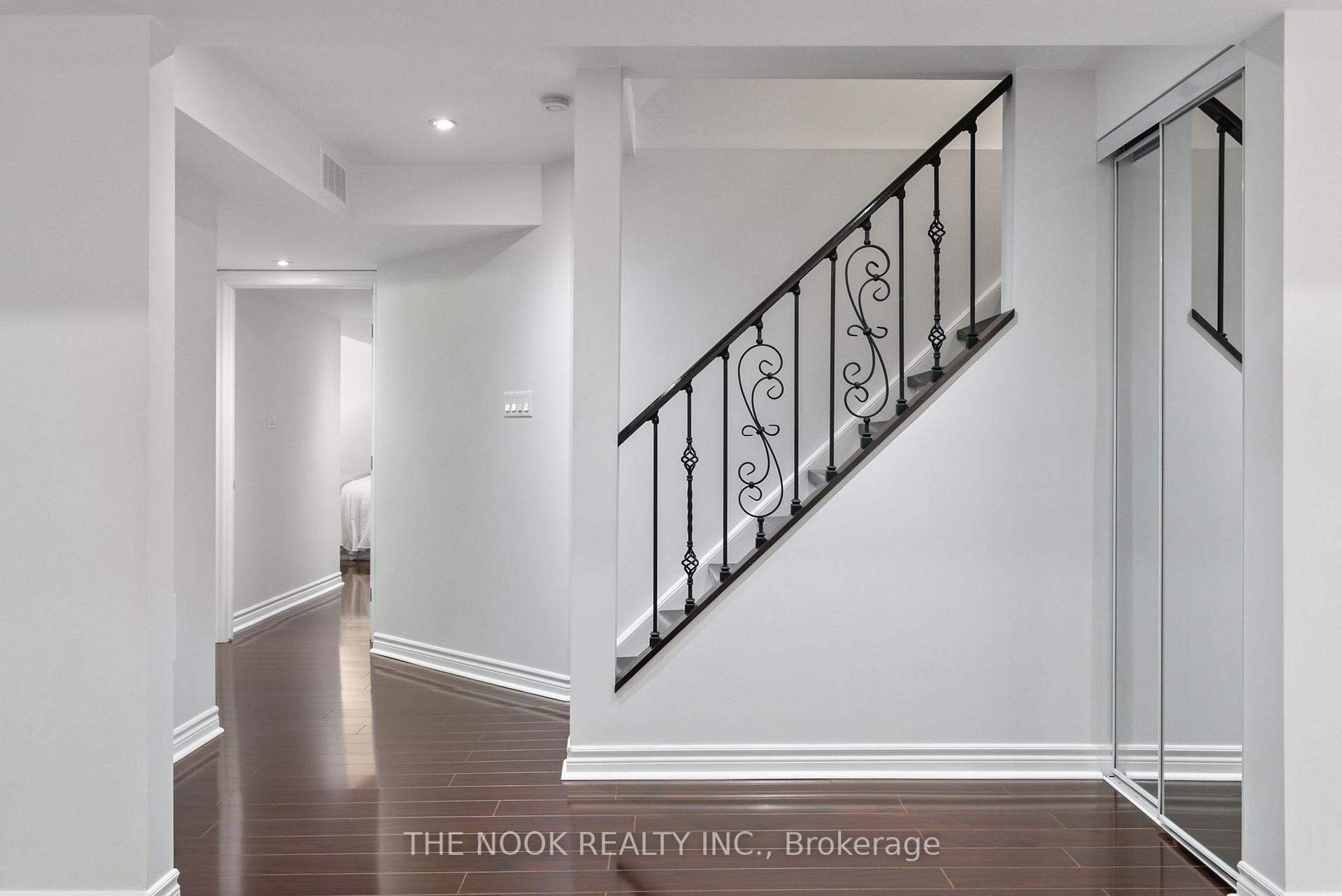 Photo 27 of 35 Personna Circle, Brampton, Credit Valley — HOMEH