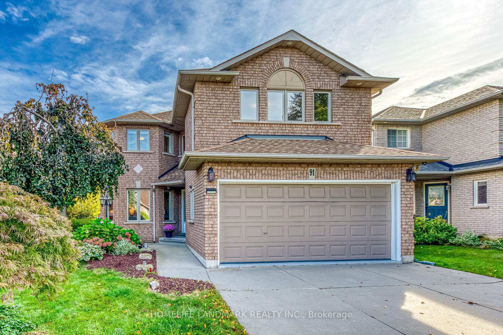Photo 1 of 91 Bridgeport Crescent, Hamilton, Ancaster — HOMEH