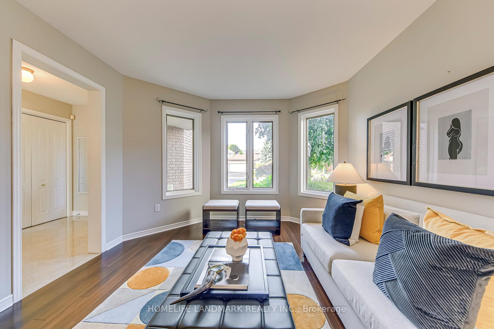 Photo 10 of 91 Bridgeport Crescent, Hamilton, Ancaster — HOMEH
