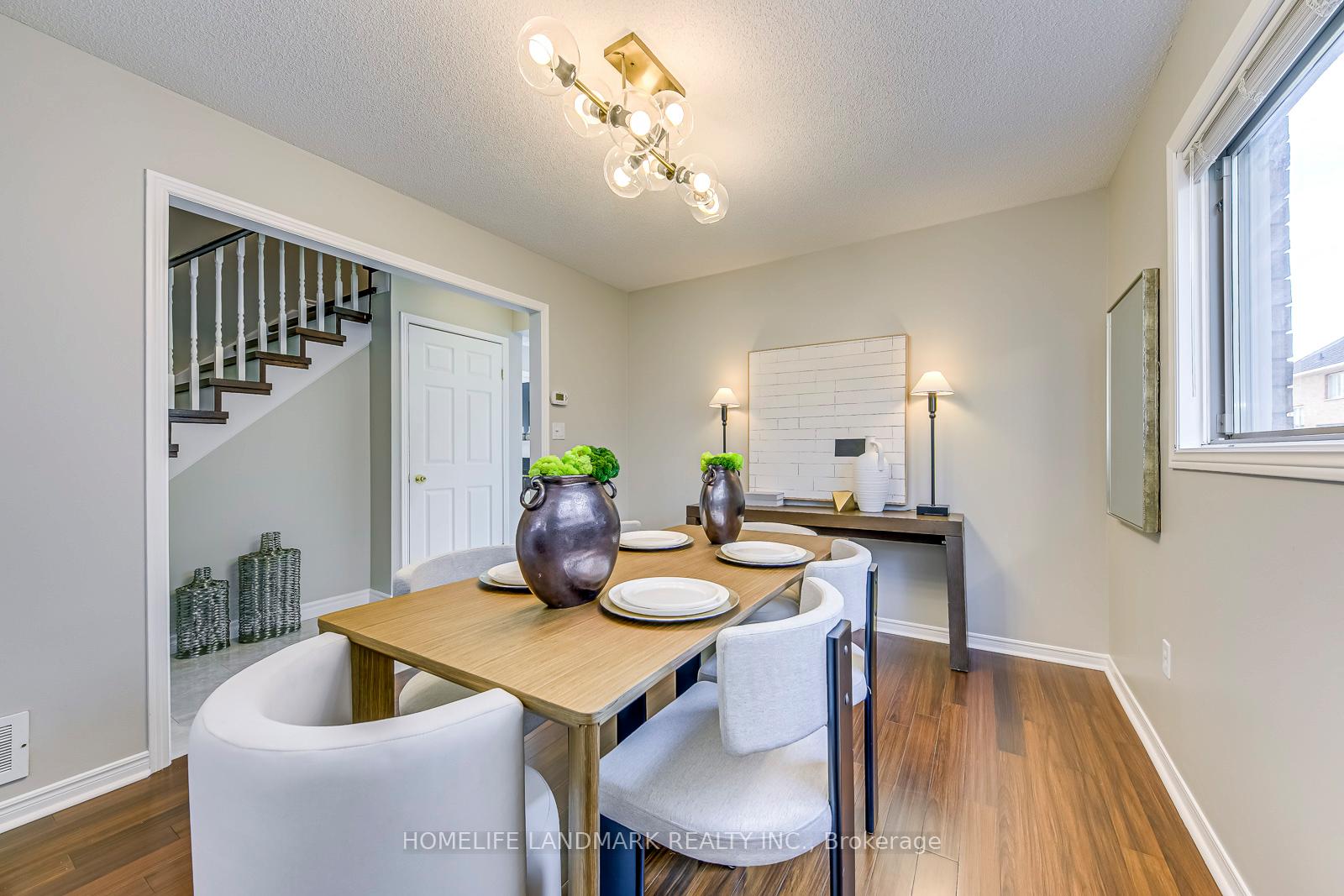 Photo 12 of 91 Bridgeport Crescent, Hamilton, Ancaster — HOMEH