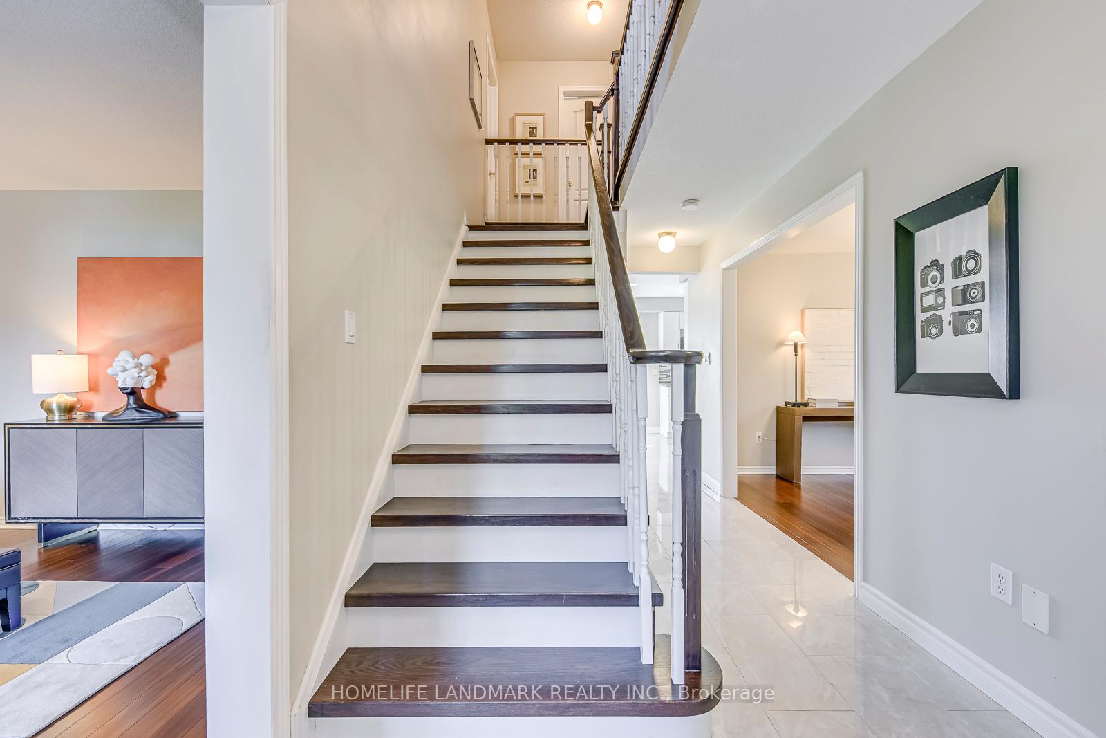 Photo 42 of 91 Bridgeport Crescent, Hamilton, Ancaster — HOMEH
