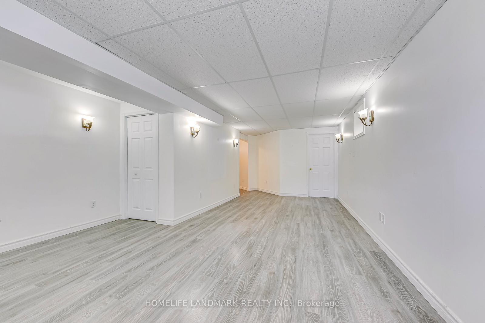 Photo 56 of 91 Bridgeport Crescent, Hamilton, Ancaster — HOMEH