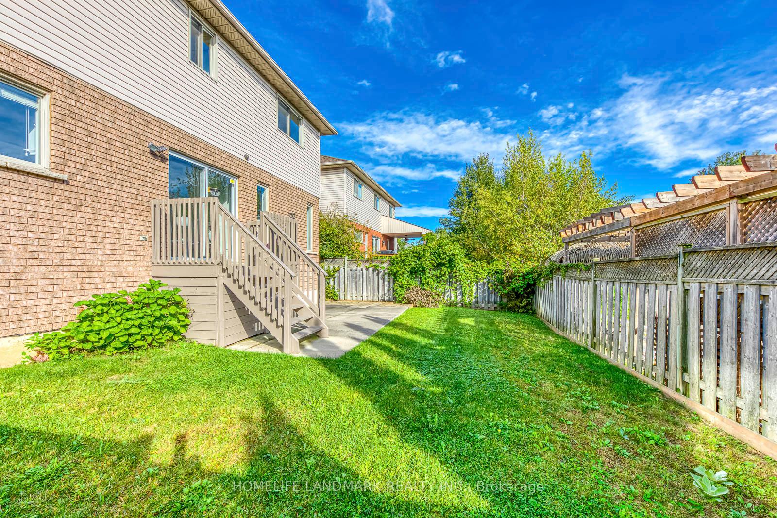 Photo 79 of 91 Bridgeport Crescent, Hamilton, Ancaster — HOMEH