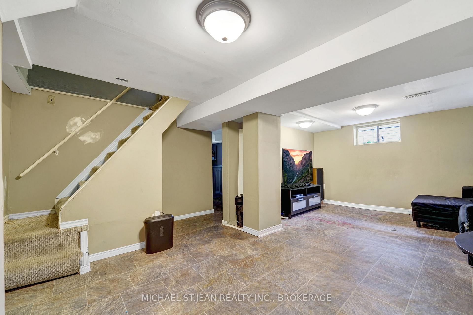 Photo 44 of 5 Rosewood Road, Hamilton, Normanhurst — HOMEH