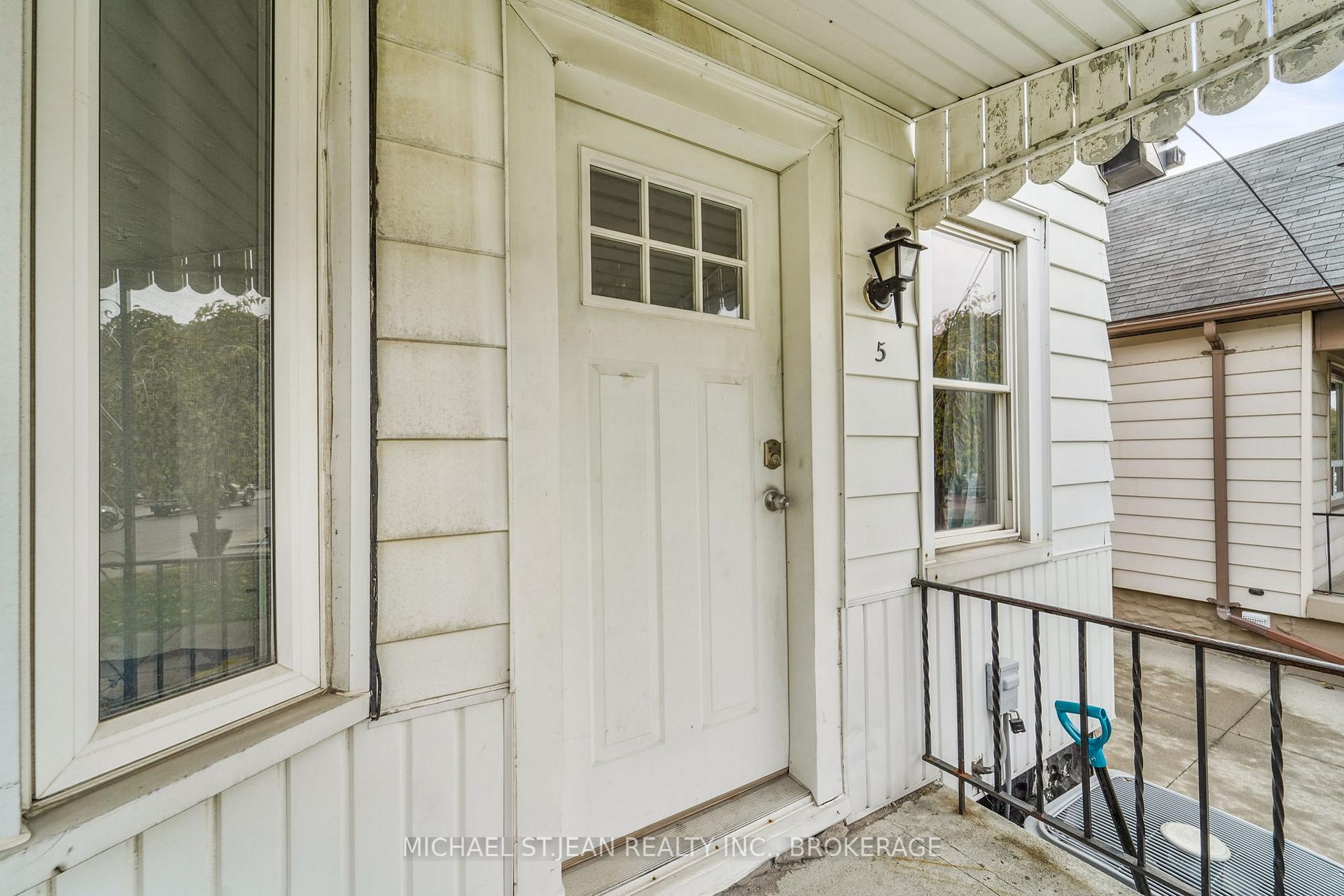 Photo 7 of 5 Rosewood Road, Hamilton, Normanhurst — HOMEH