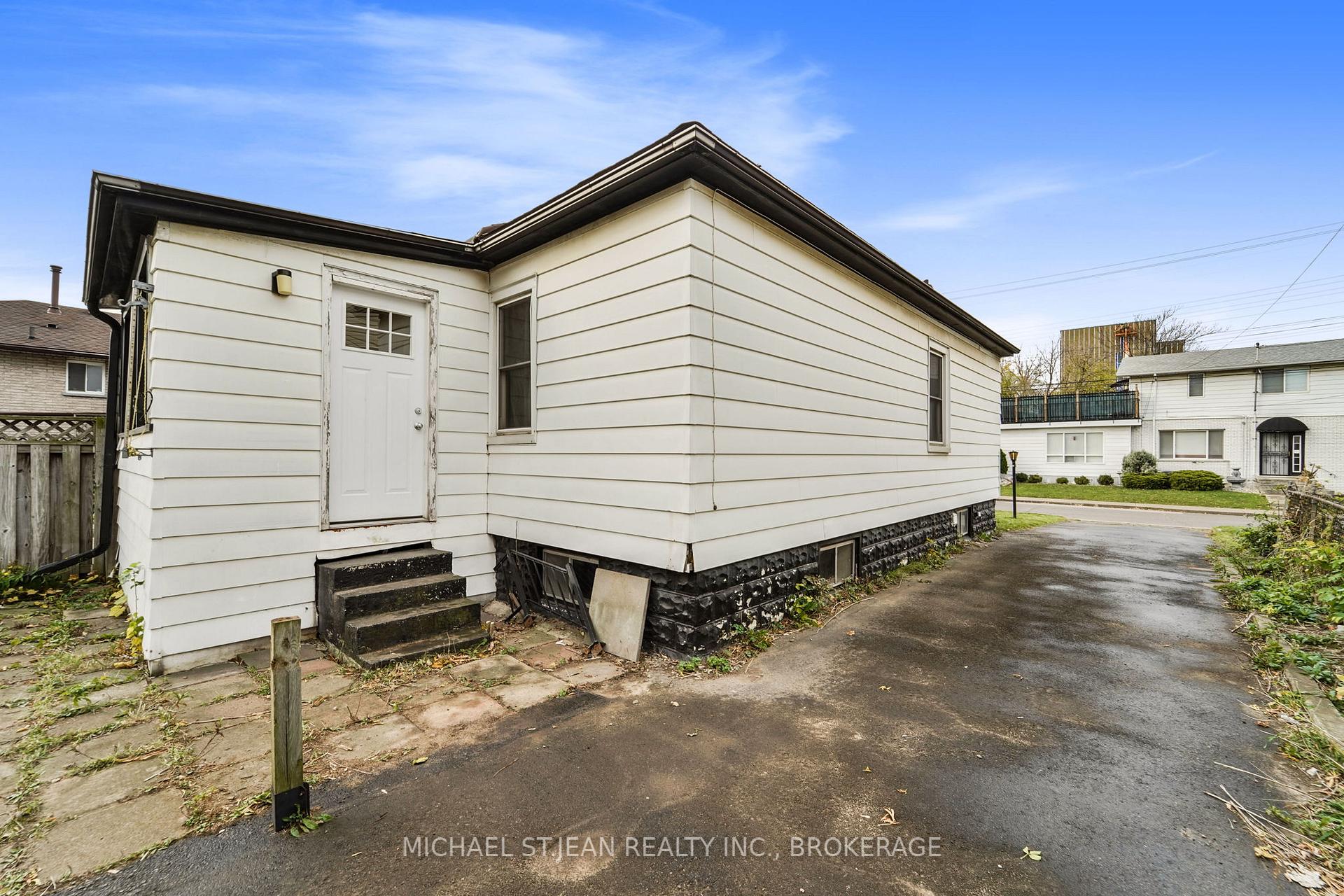 Photo 70 of 5 Rosewood Road, Hamilton, Normanhurst — HOMEH
