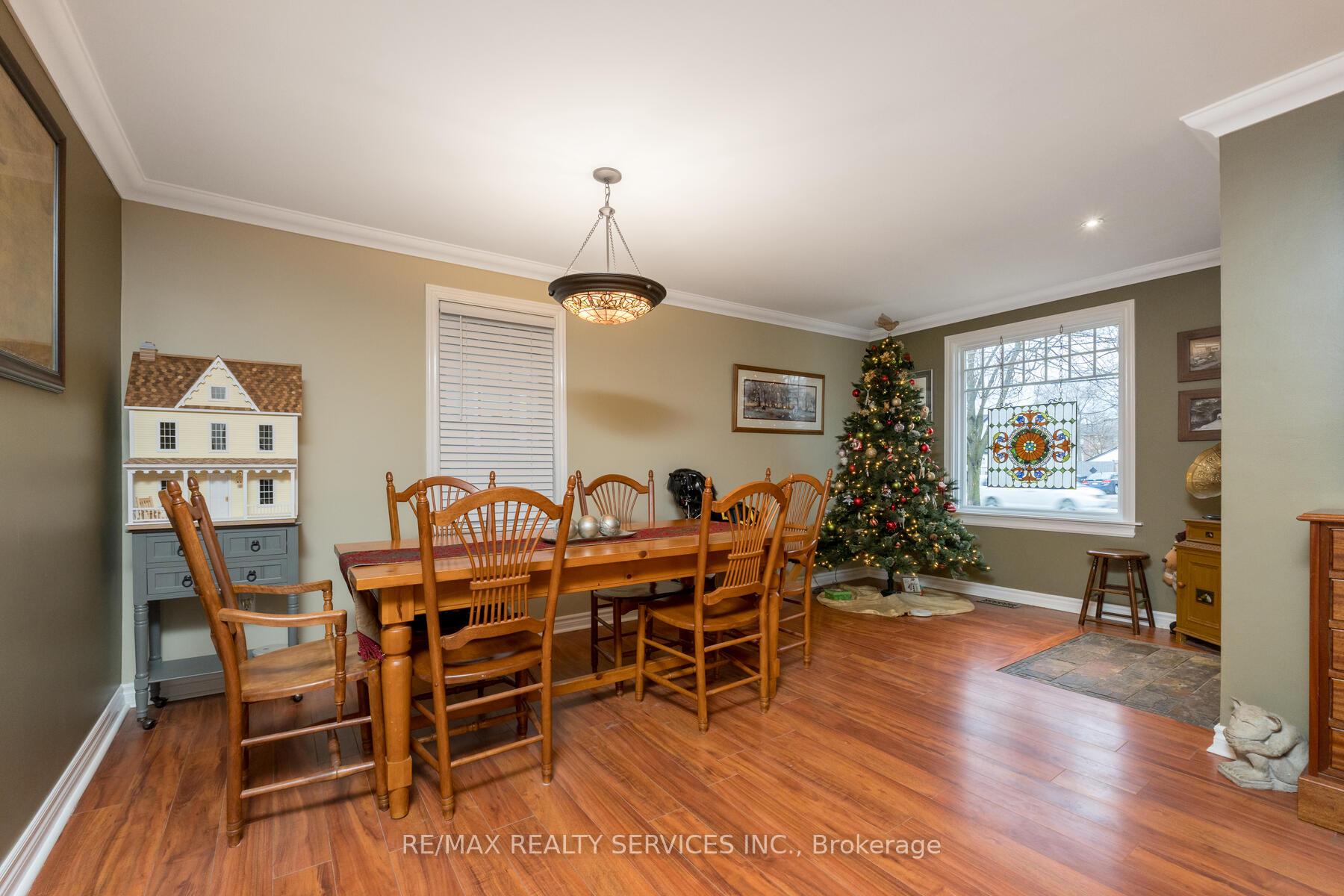 Photo 12 of 111 Denison Avenue, Brampton, Brampton West — HOMEH