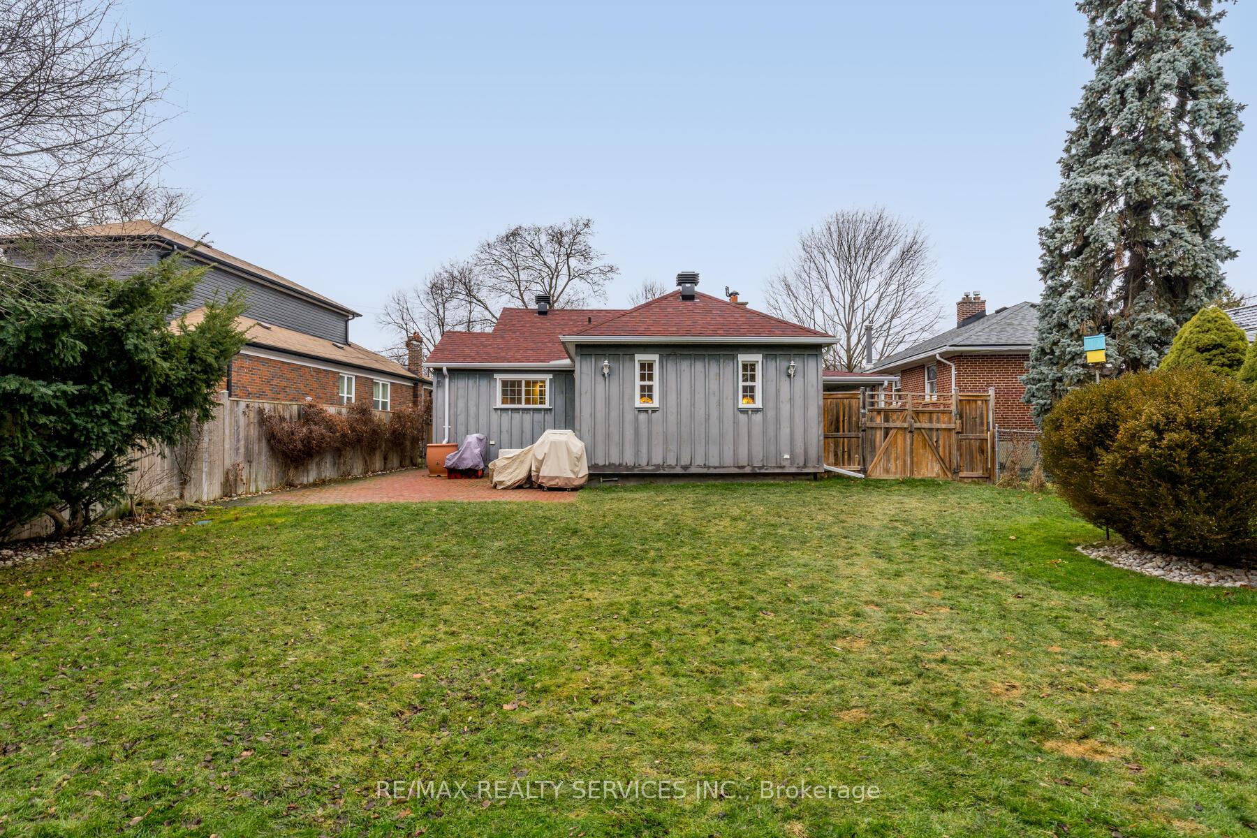 Photo 33 of 111 Denison Avenue, Brampton, Brampton West — HOMEH